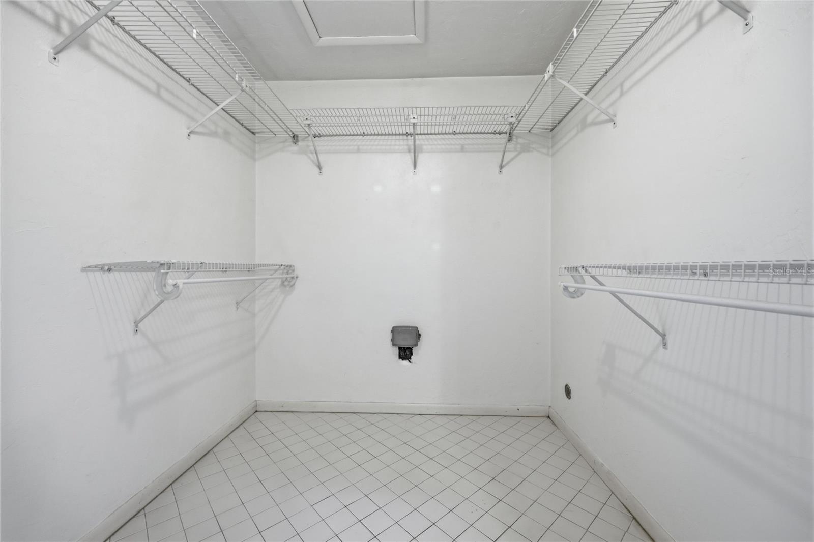 Image 31 of 73 For 2408 14th Place