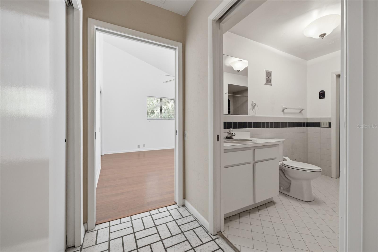 Image 37 of 73 For 2408 14th Place