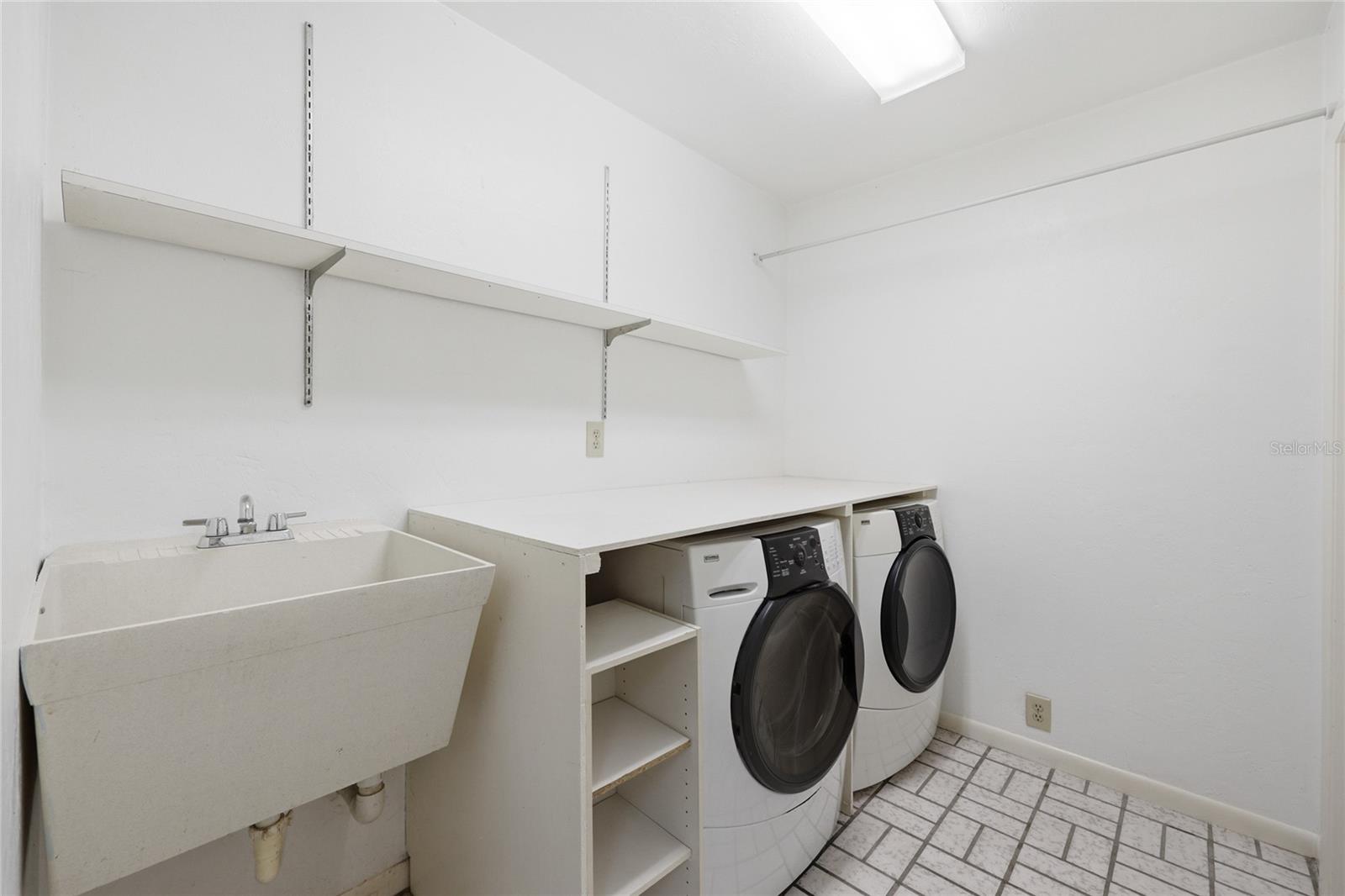 Image 50 of 73 For 2408 14th Place