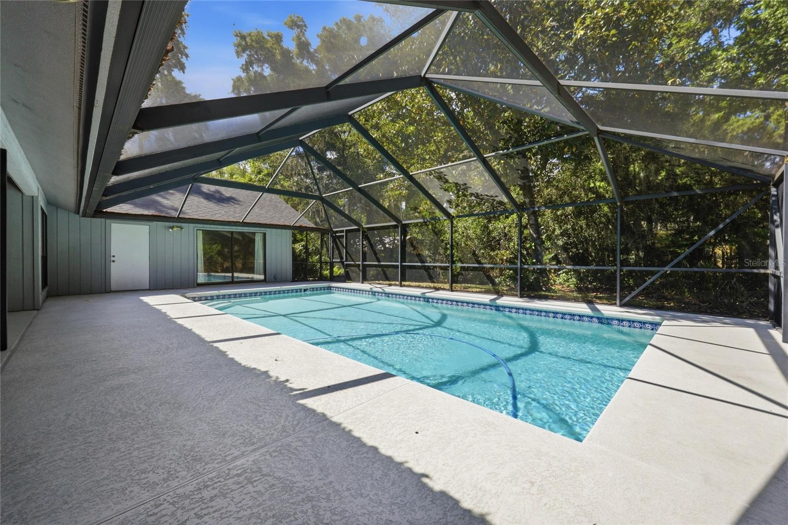 Image 58 of 73 For 2408 14th Place