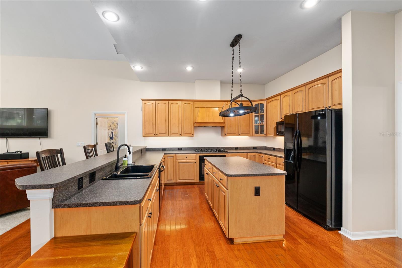 Image 33 of 79 For 14312 41st Avenue