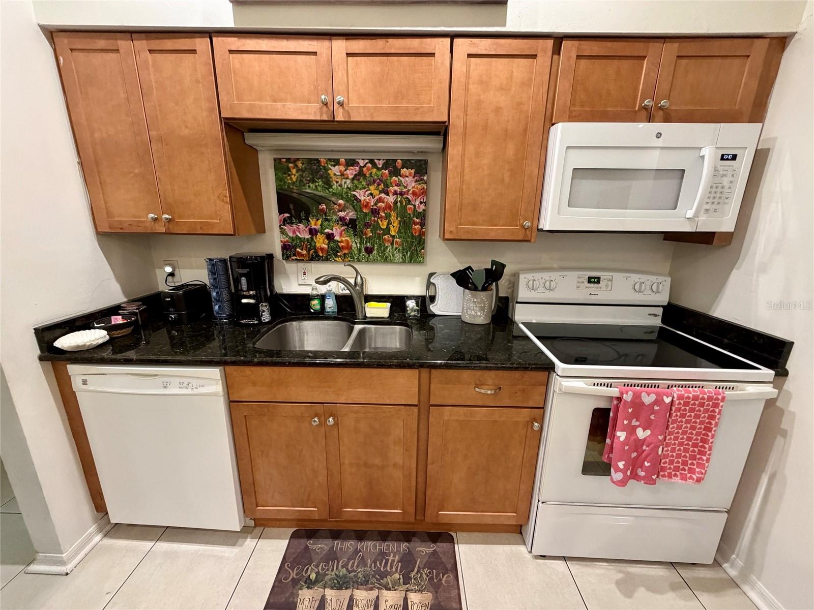 Image 18 of 26 For 408 5th Avenue