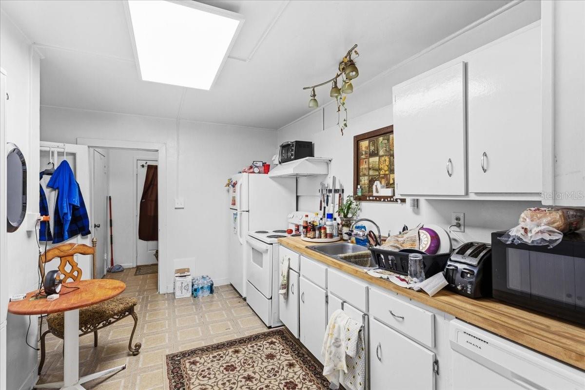 Image 34 of 39 For 779 37th Street