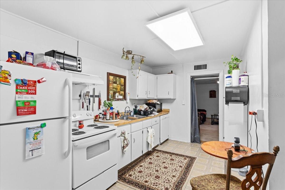 Image 35 of 39 For 779 37th Street