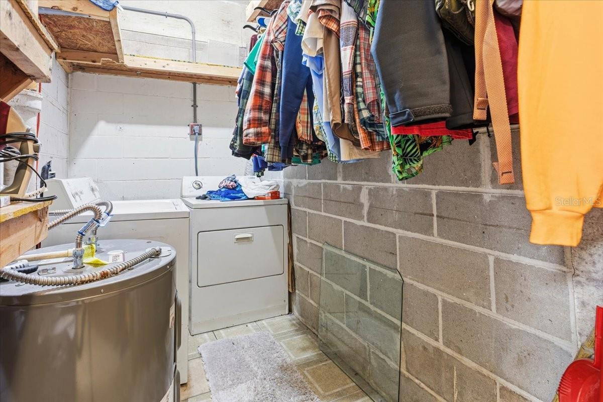 Image 37 of 39 For 779 37th Street