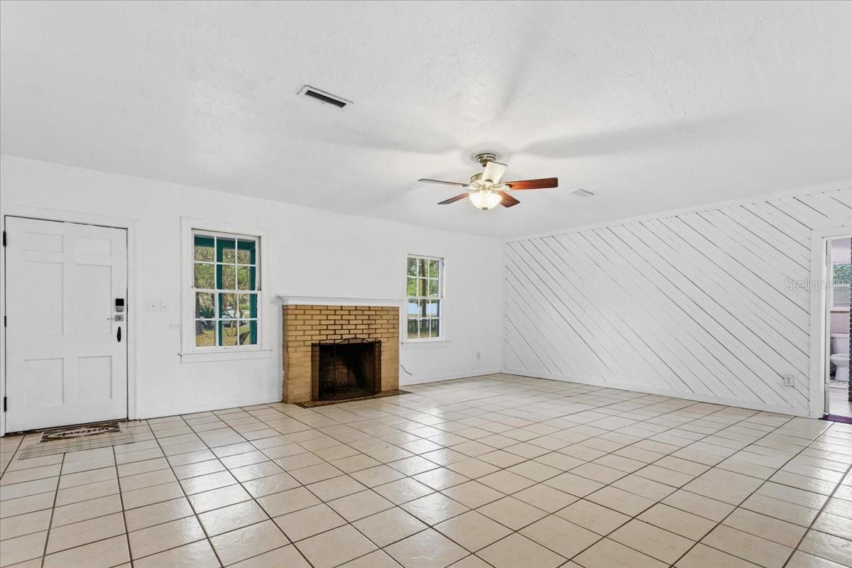 Image 7 of 39 For 779 37th Street