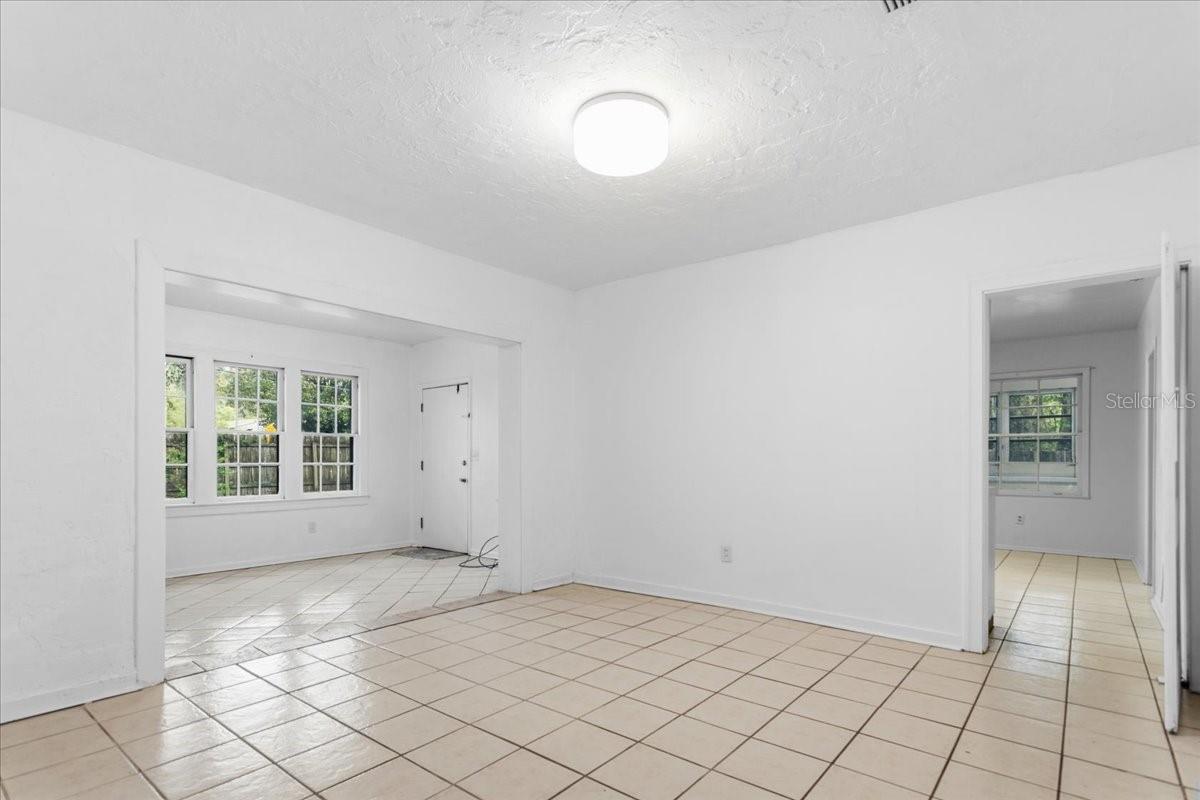 Image 8 of 39 For 779 37th Street