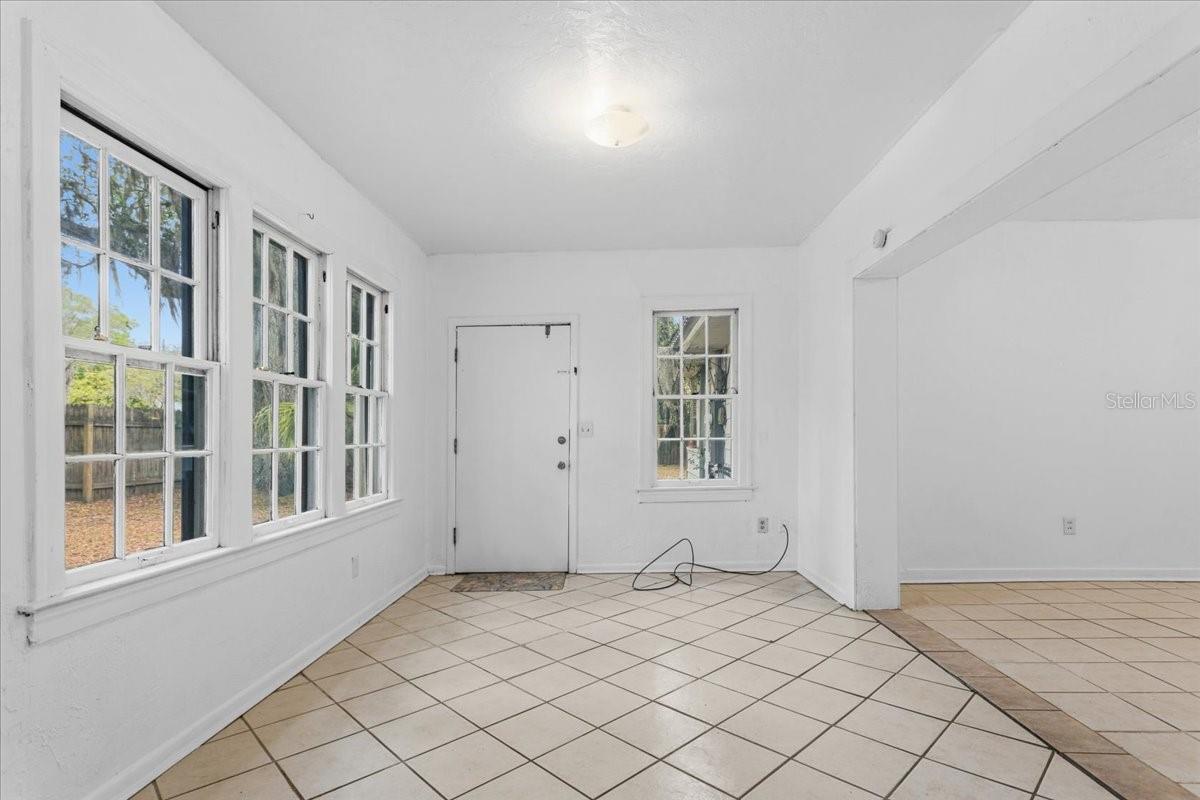 Image 9 of 39 For 779 37th Street