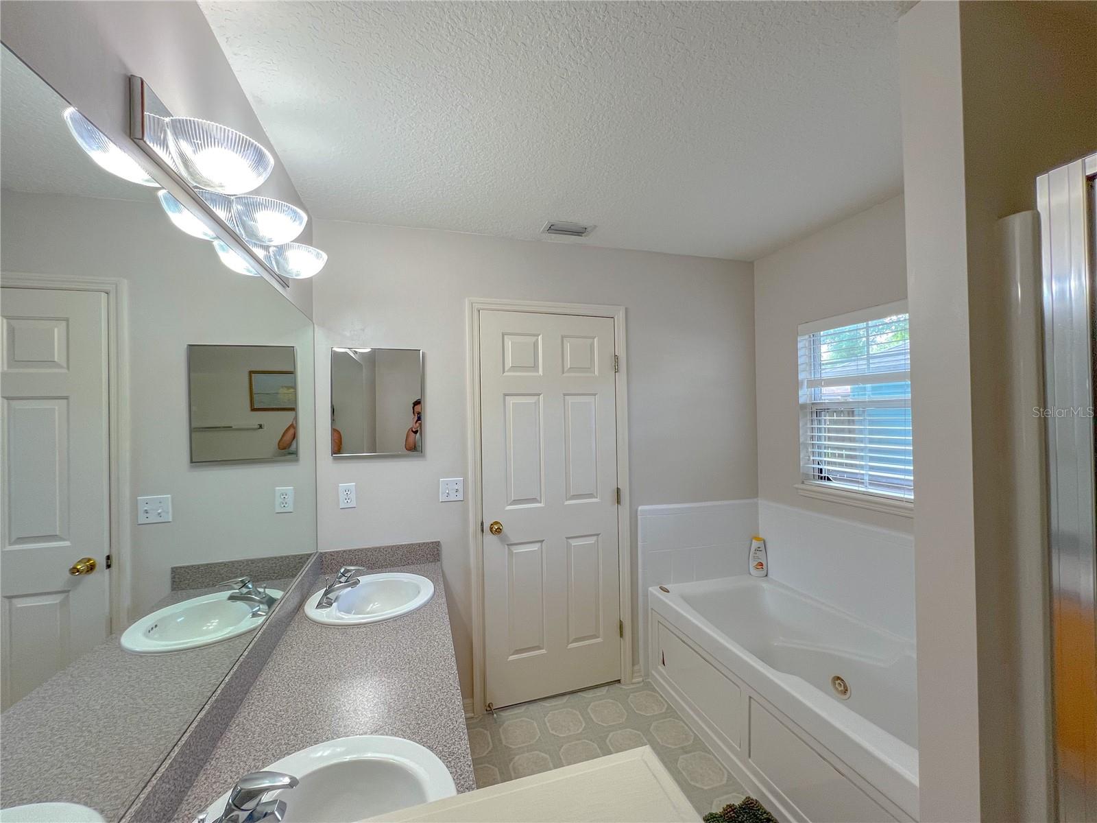 Image 11 of 16 For 6725 83rd Terrace