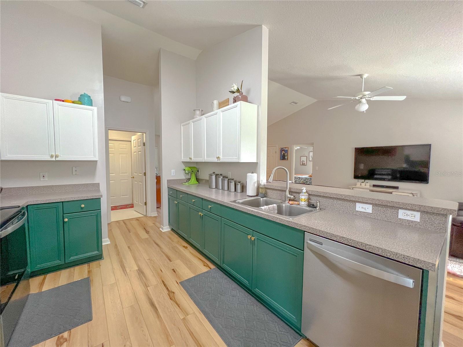 Image 5 of 16 For 6725 83rd Terrace