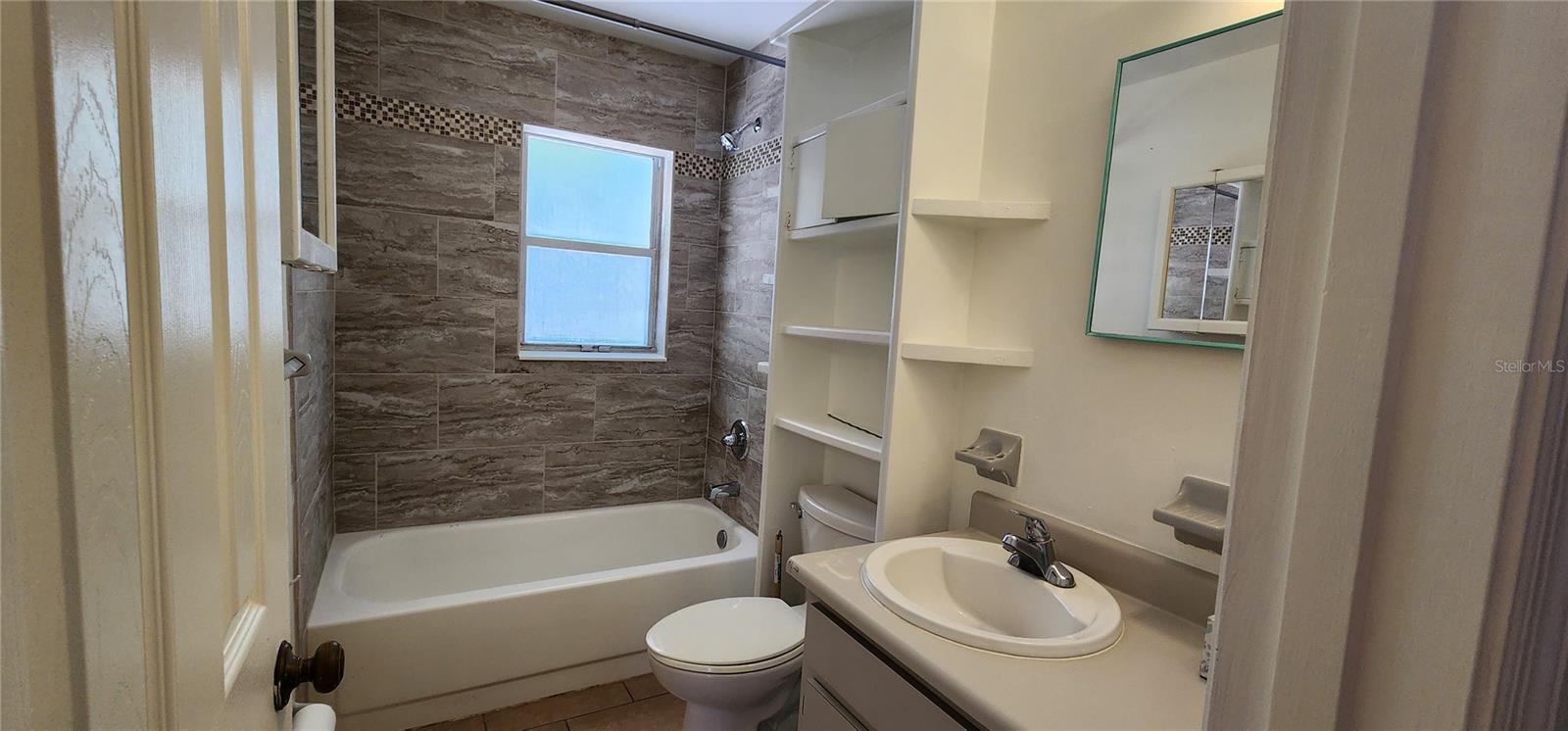 Image 10 of 11 For 12022 147th Place