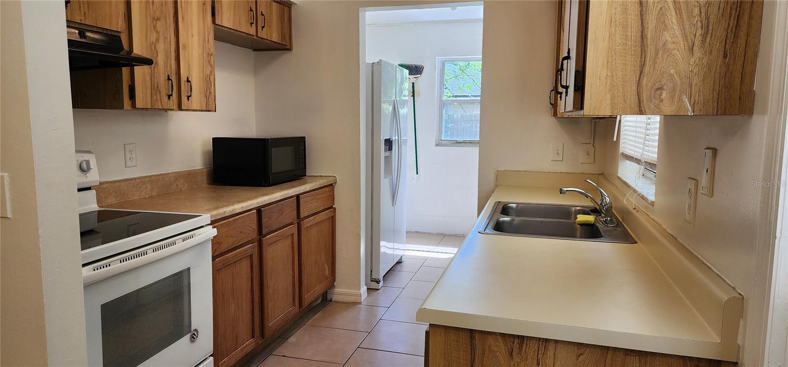 Image 5 of 11 For 12022 147th Place