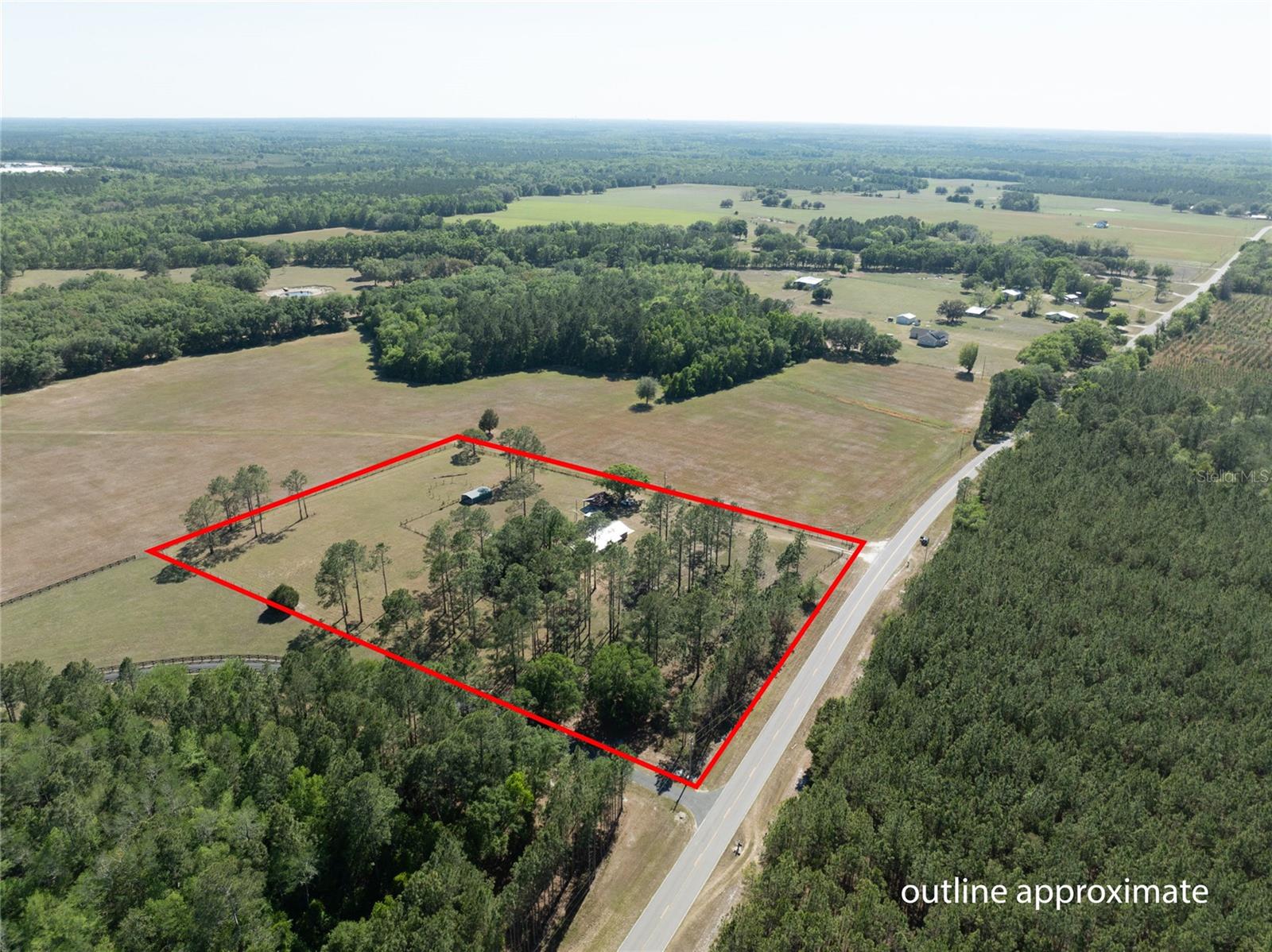 Listing photo id 9 for 13296 County Road 231