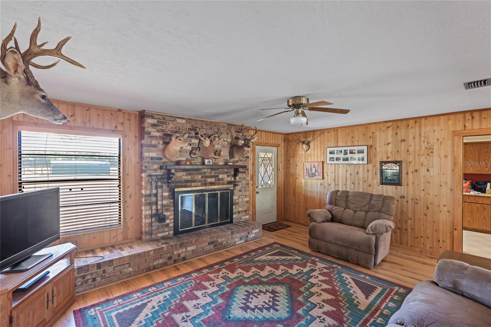 Listing photo id 15 for 13296 County Road 231