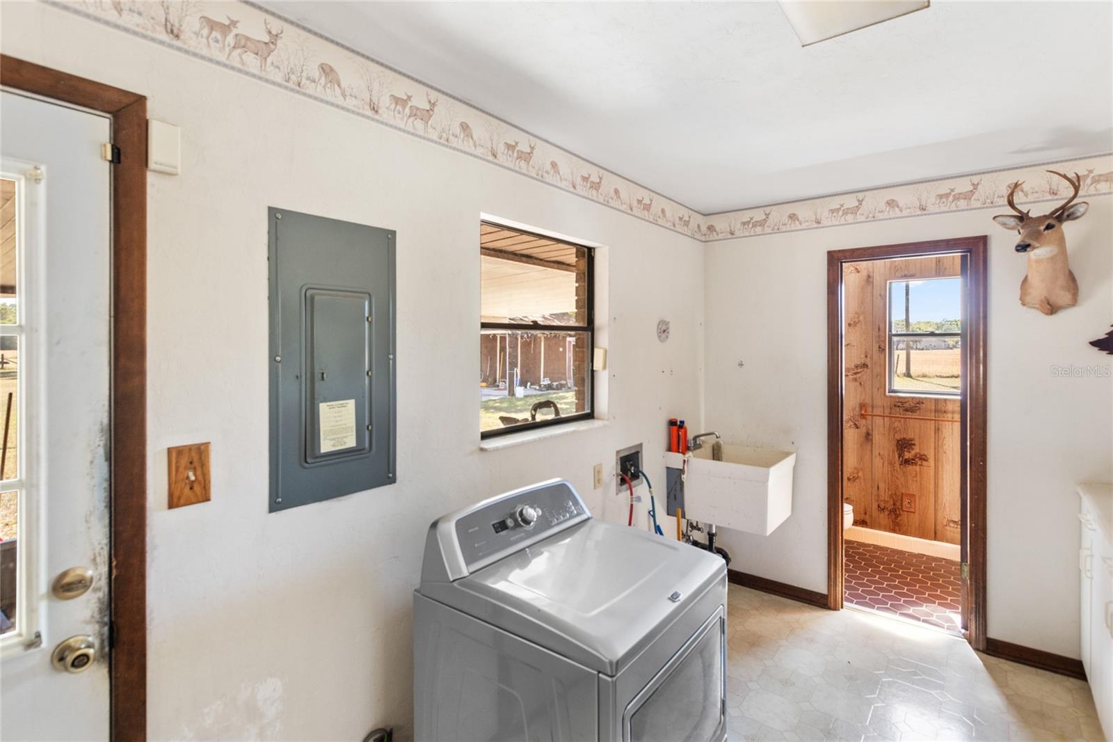 Listing photo id 28 for 13296 County Road 231