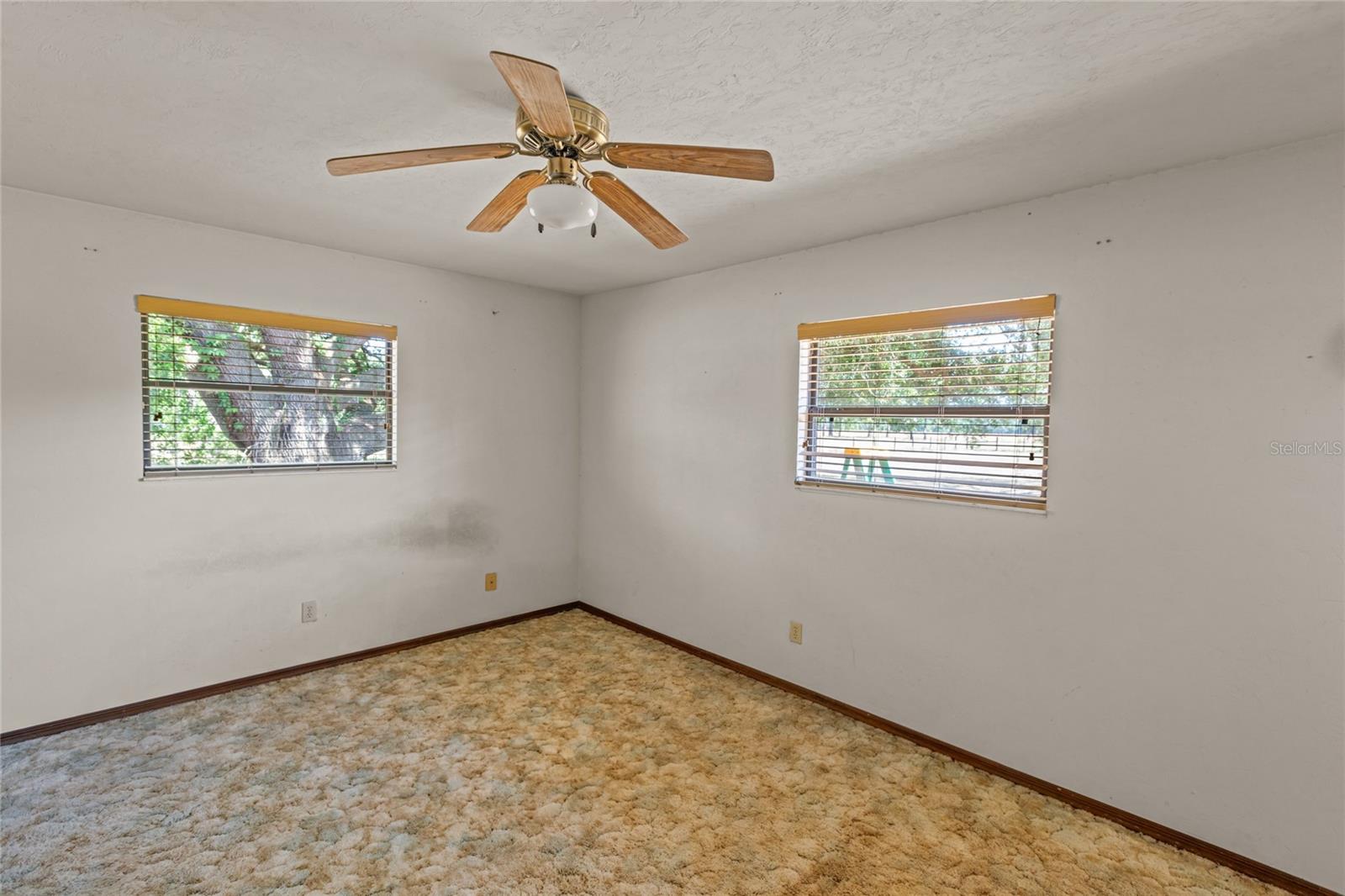 Listing photo id 41 for 13296 County Road 231