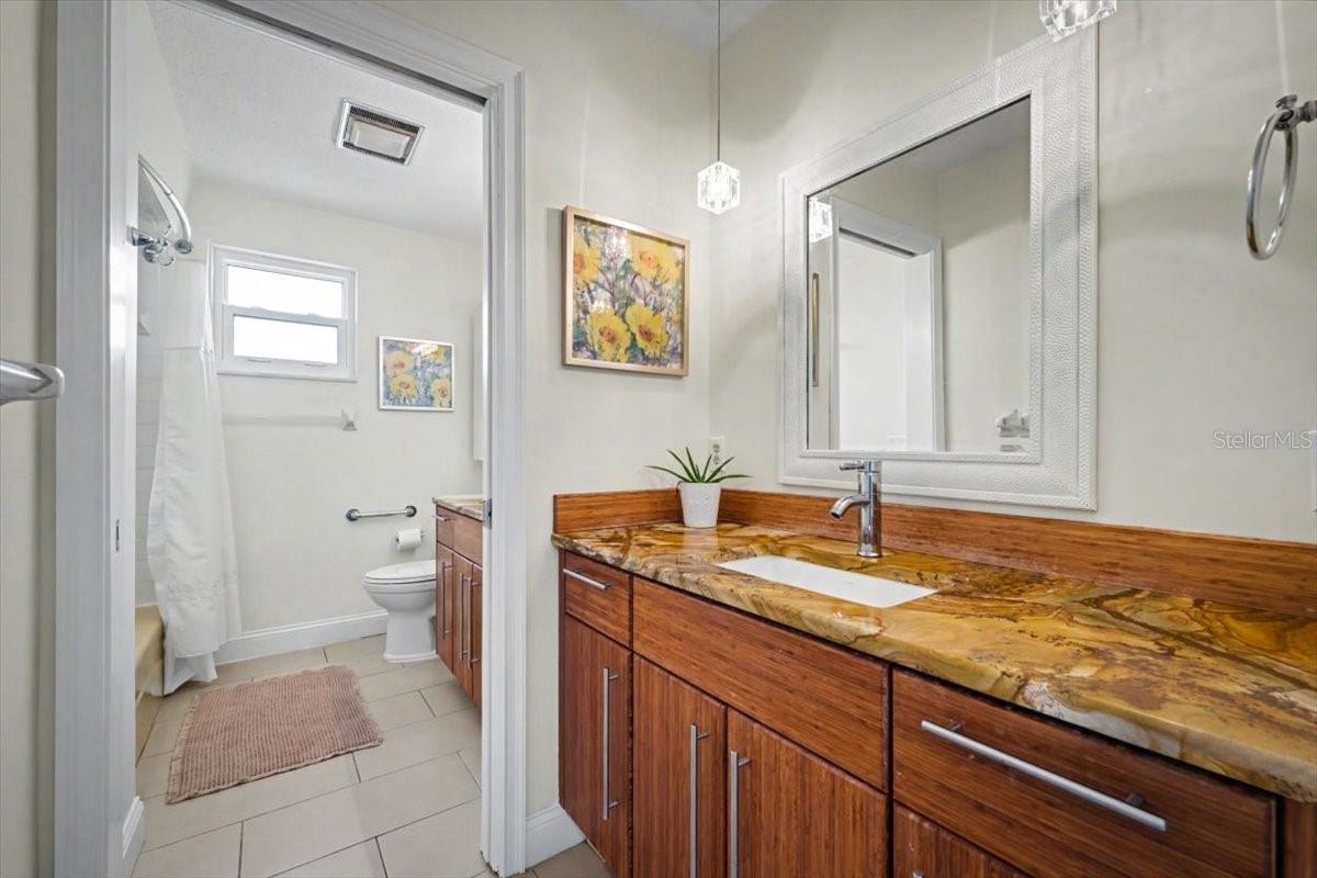 Image 22 of 77 For 124 Anchor Drive