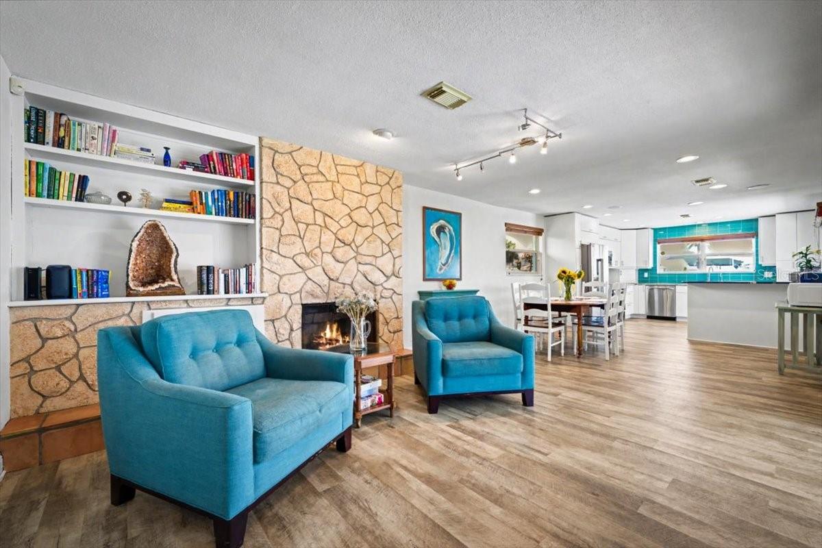 Image 40 of 77 For 124 Anchor Drive