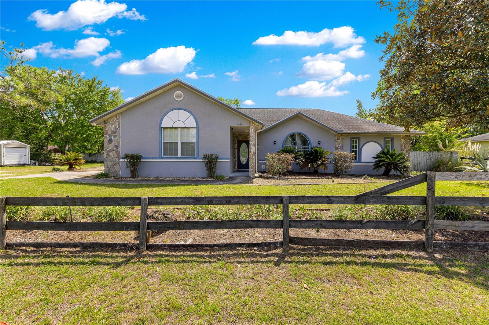 Details for 1090 67th Place, OCALA, FL 34475