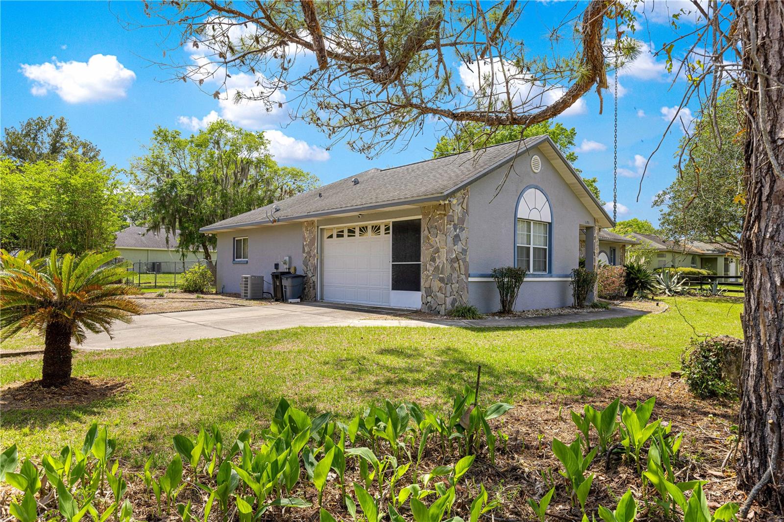 Image 37 of 46 For 1090 67th Place