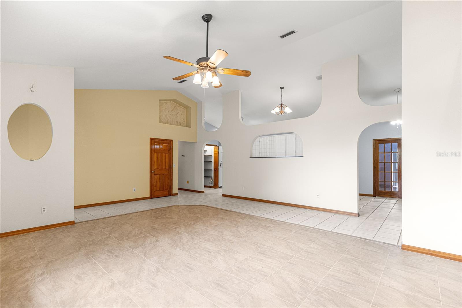 Image 5 of 46 For 1090 67th Place