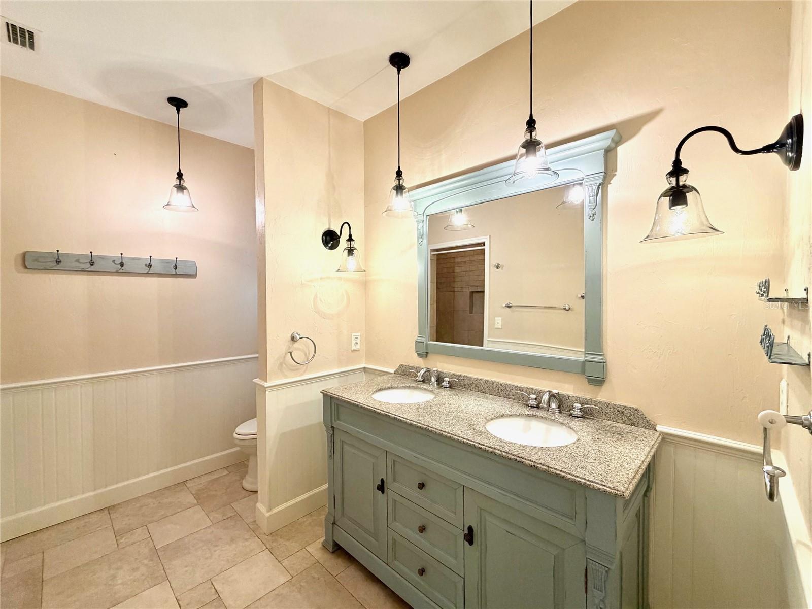 Image 10 of 34 For 4317 10th Place