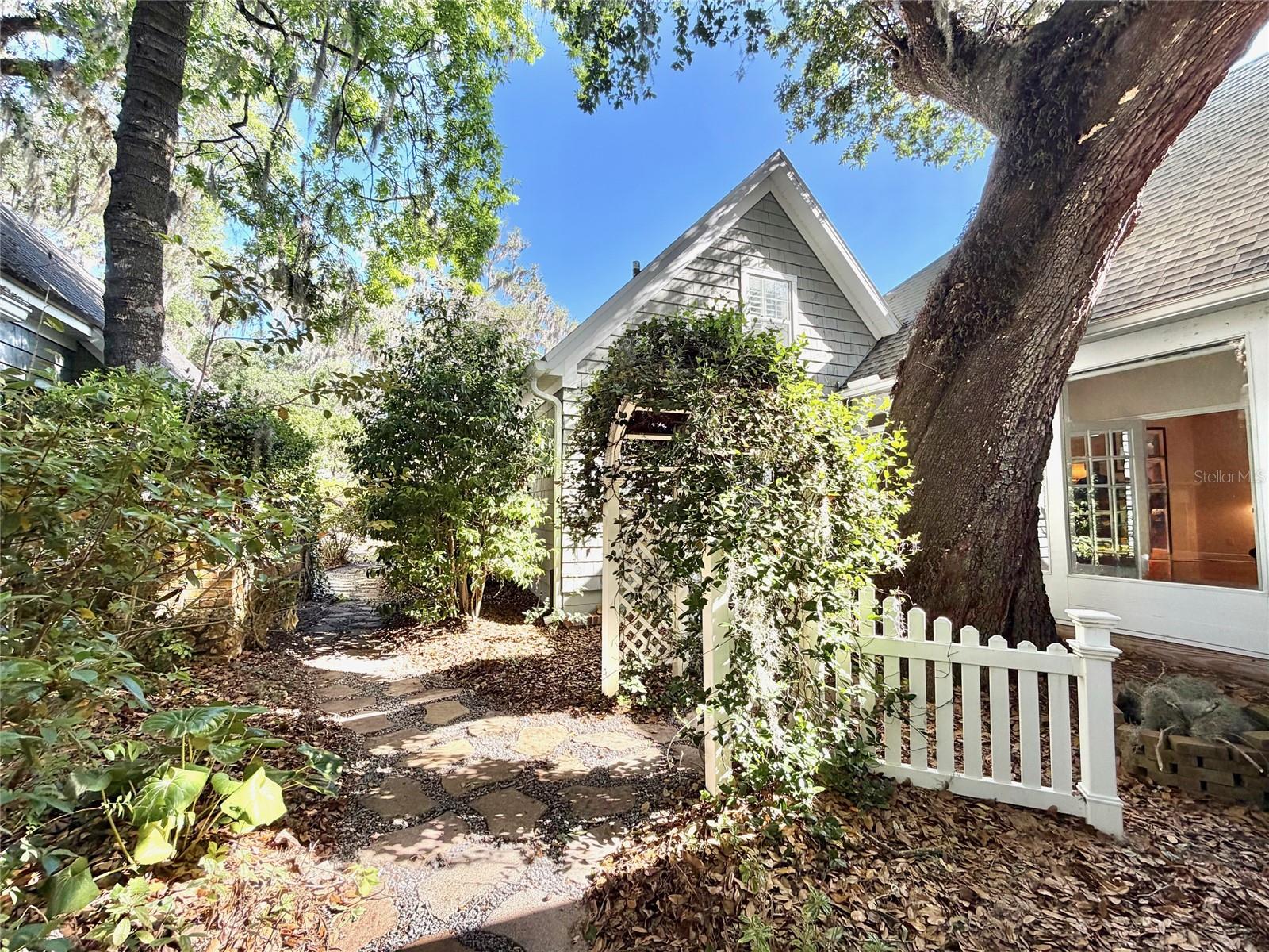 Image 24 of 34 For 4317 10th Place