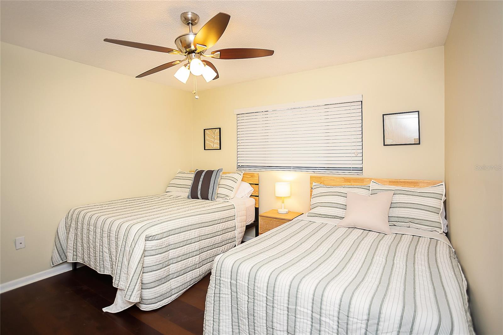 Image 20 of 25 For 734 38th Street