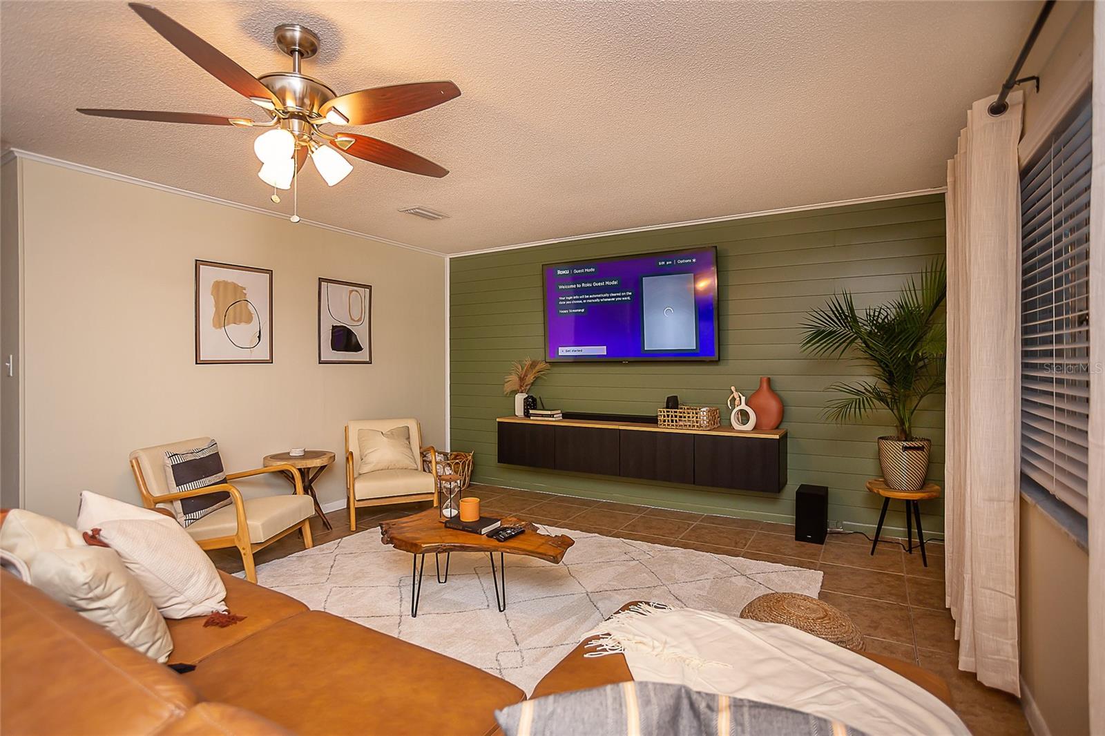 Image 4 of 25 For 734 38th Street