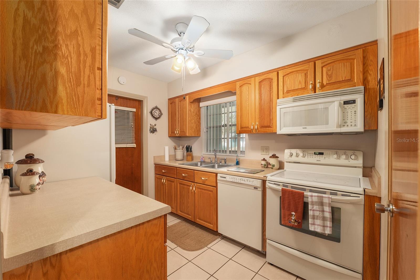 Image 11 of 42 For 3411 11th Terrace