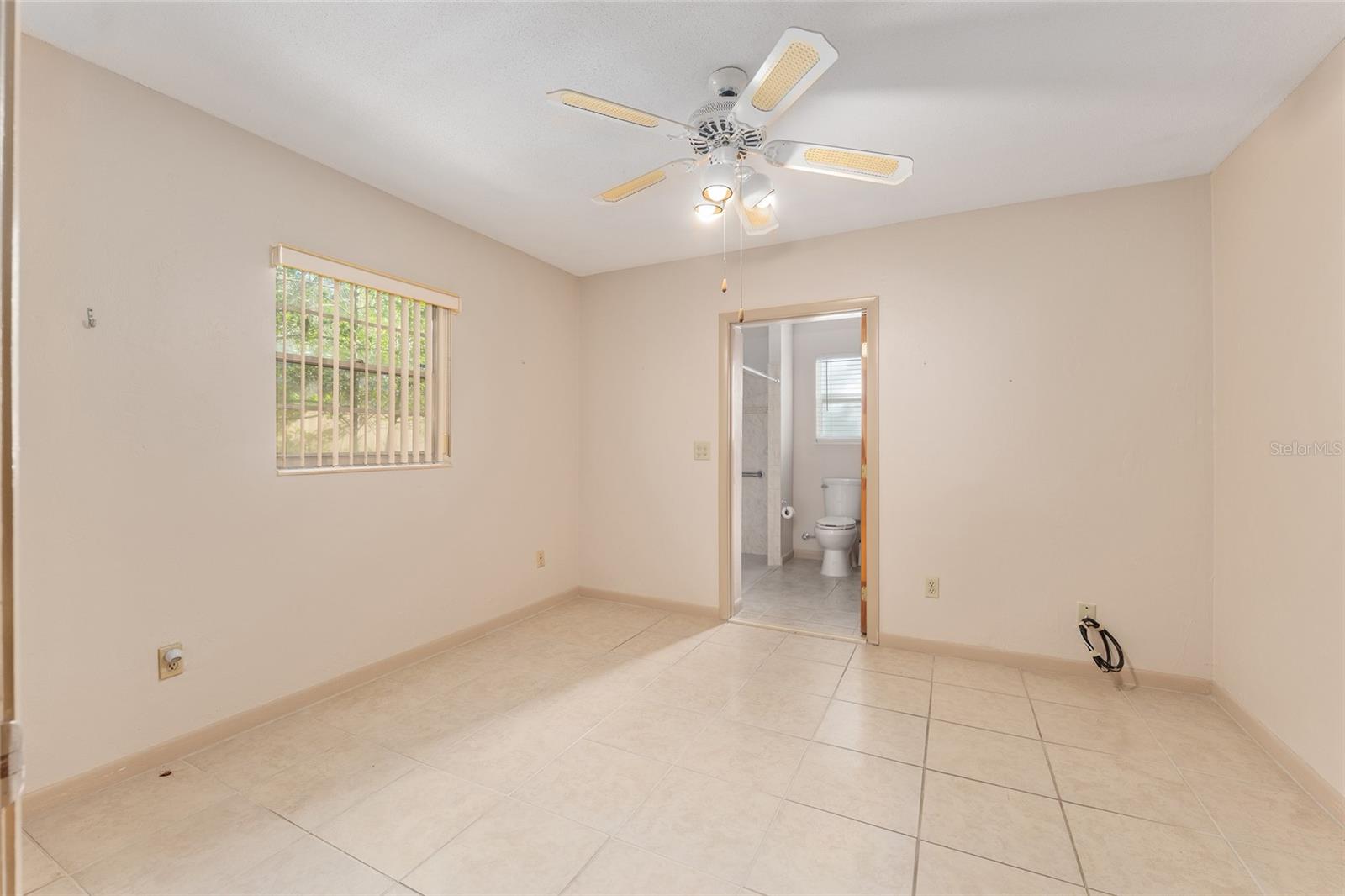 Image 16 of 42 For 3411 11th Terrace