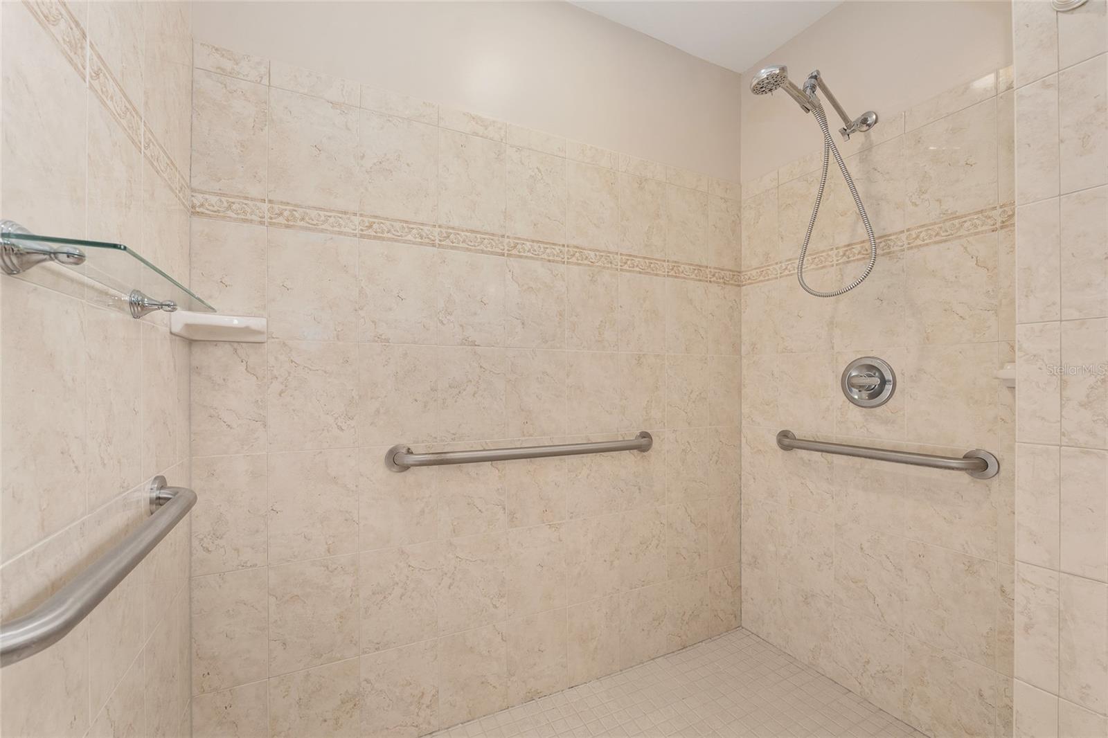 Image 21 of 42 For 3411 11th Terrace