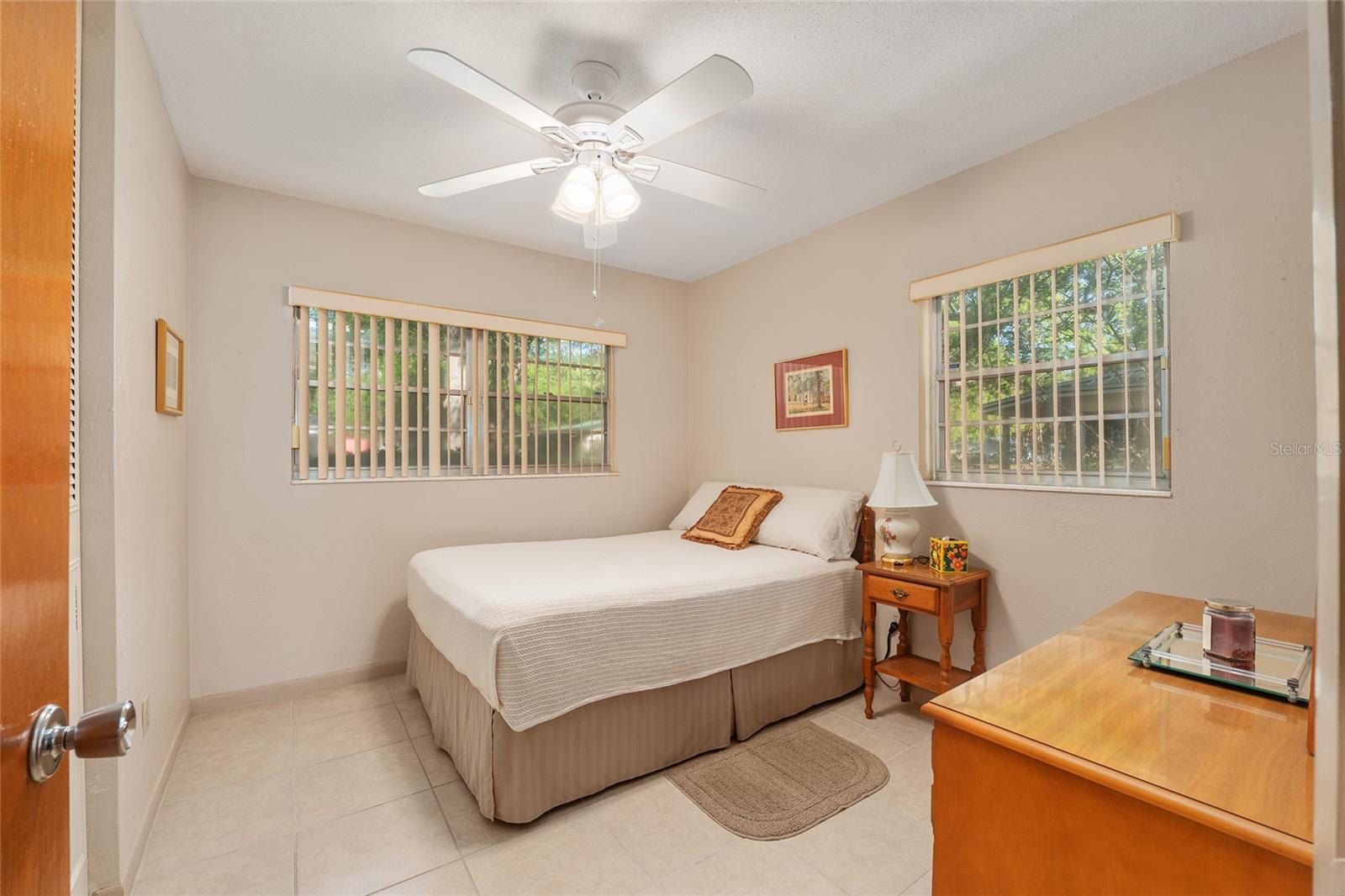 Image 22 of 42 For 3411 11th Terrace