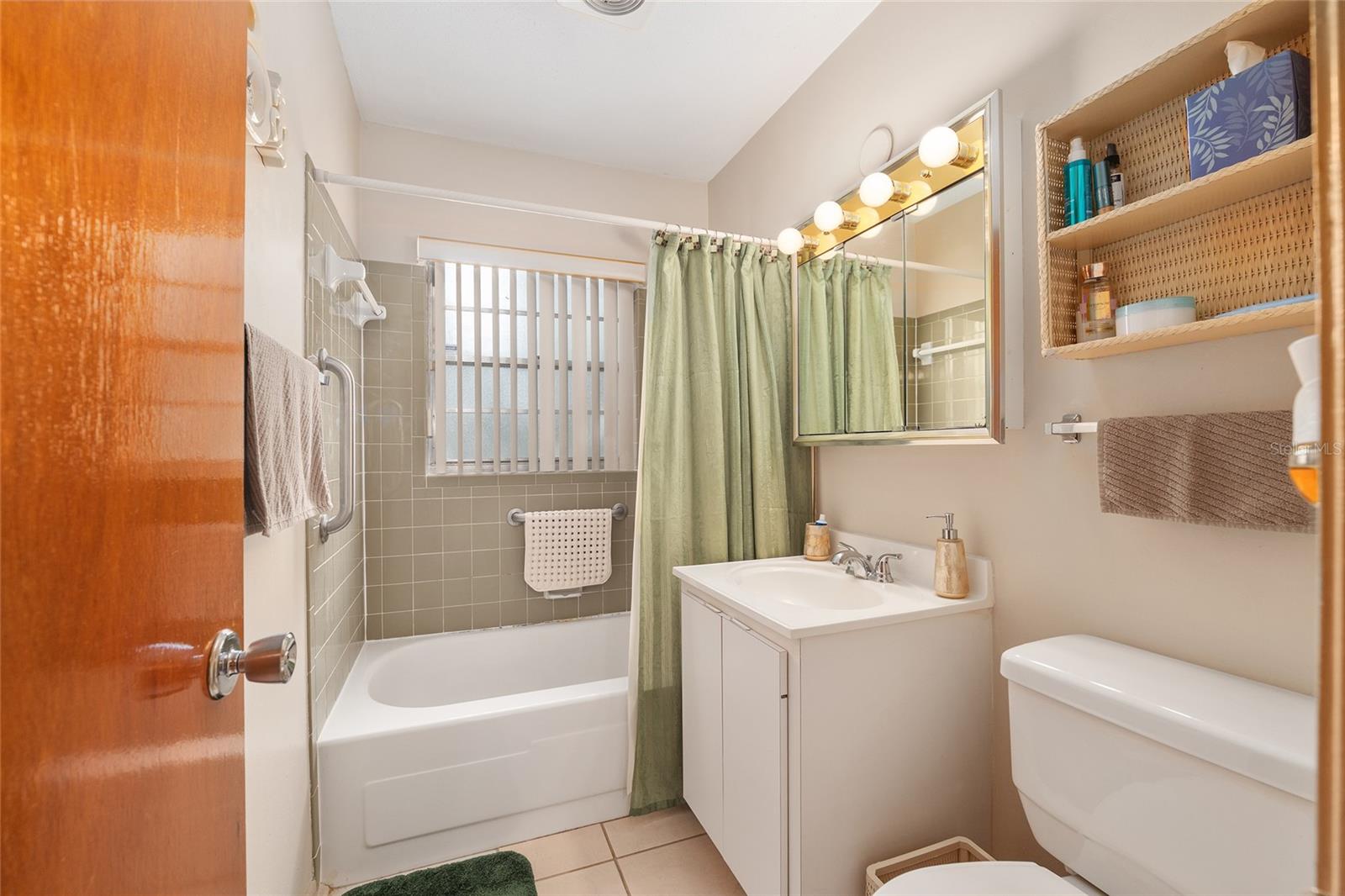 Image 26 of 42 For 3411 11th Terrace