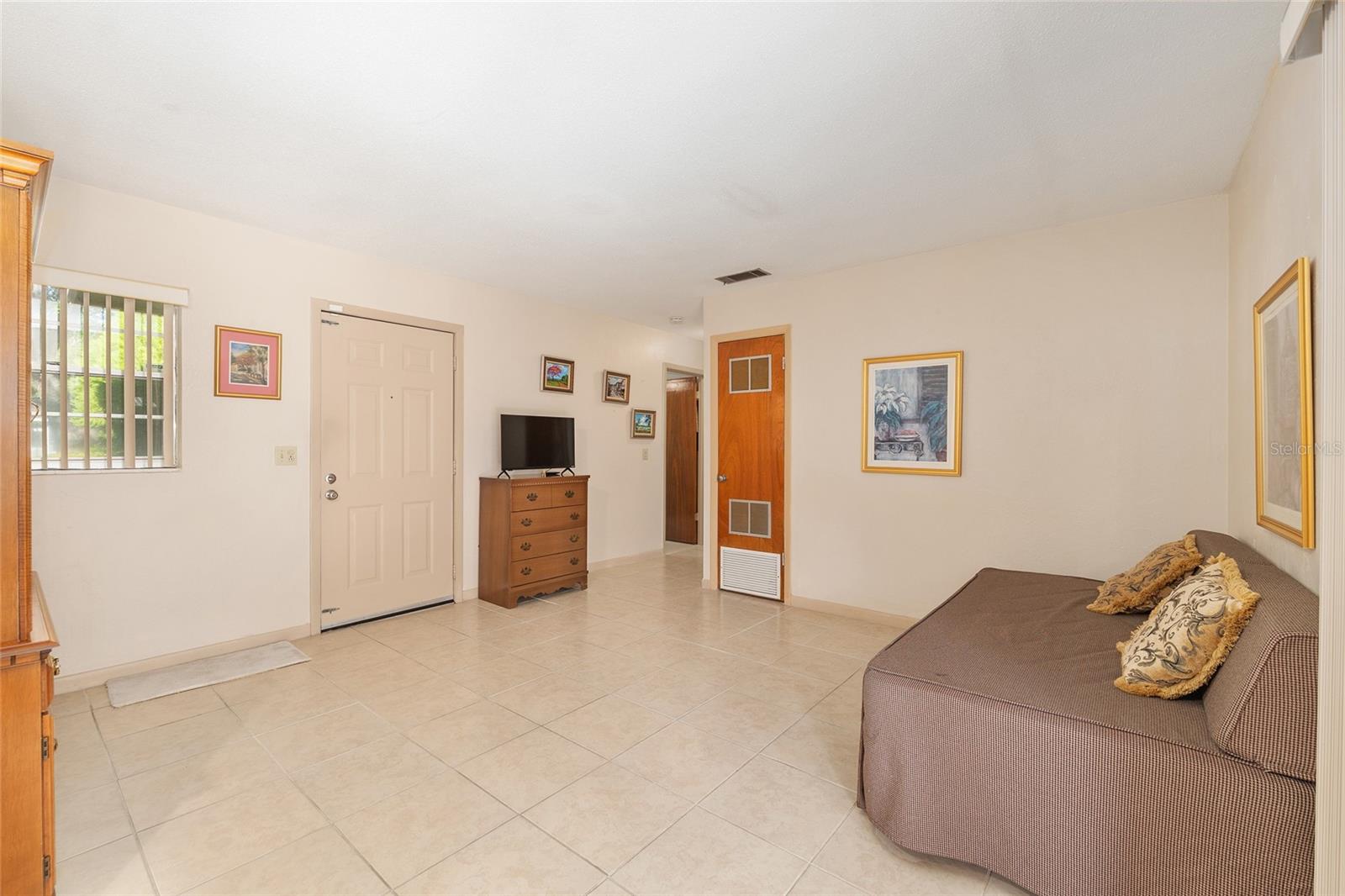 Image 9 of 42 For 3411 11th Terrace