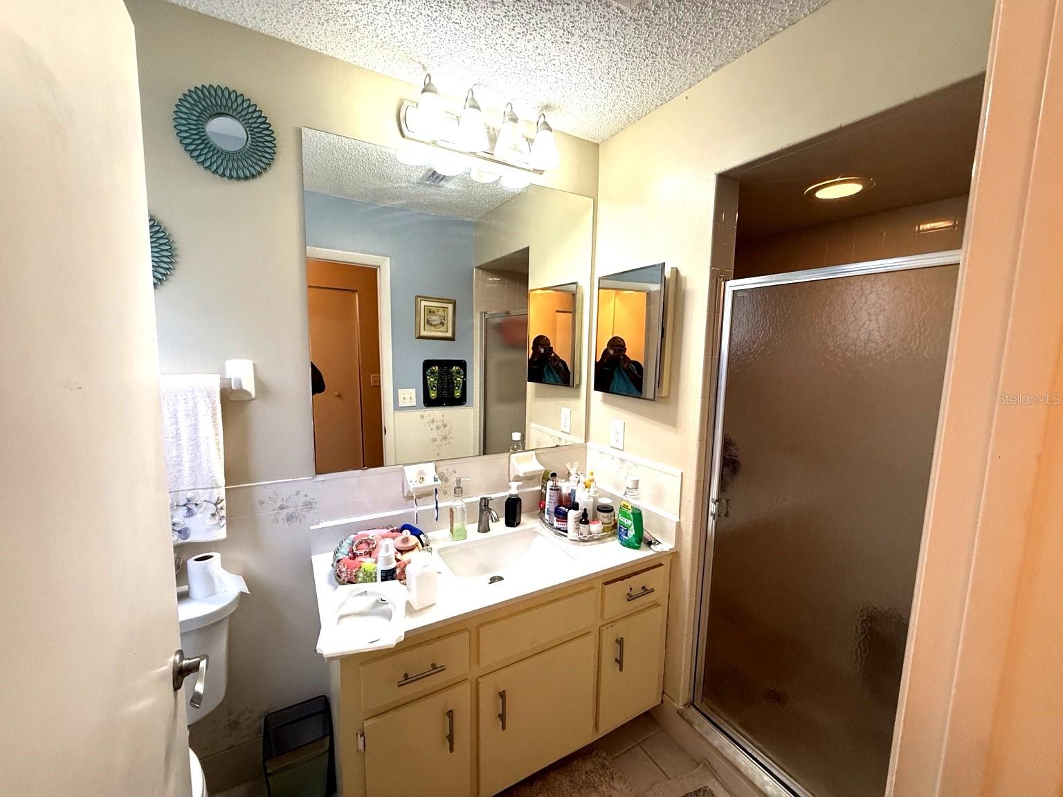 Image 17 of 19 For 10978 83rd Avenue