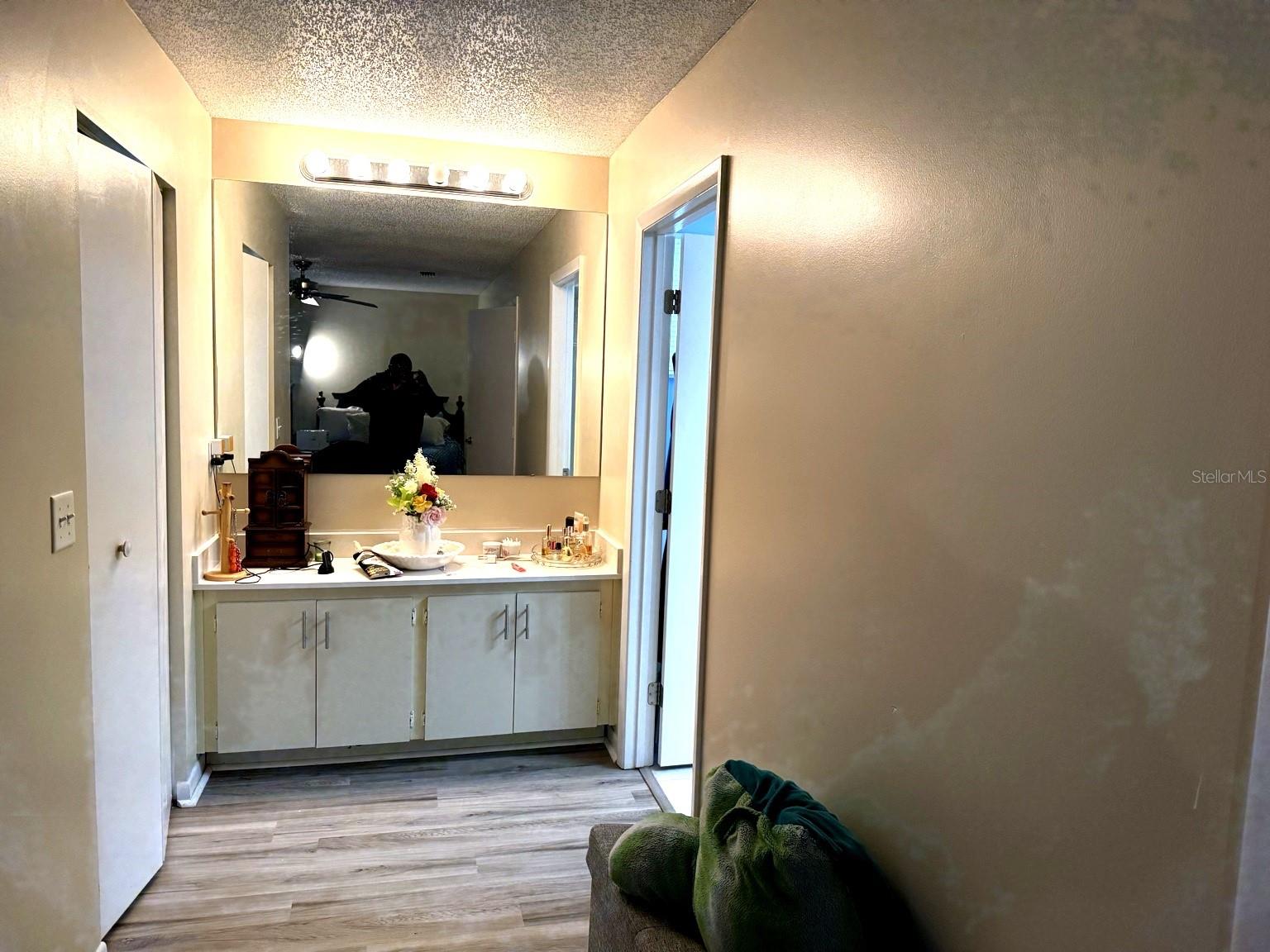 Image 18 of 19 For 10978 83rd Avenue