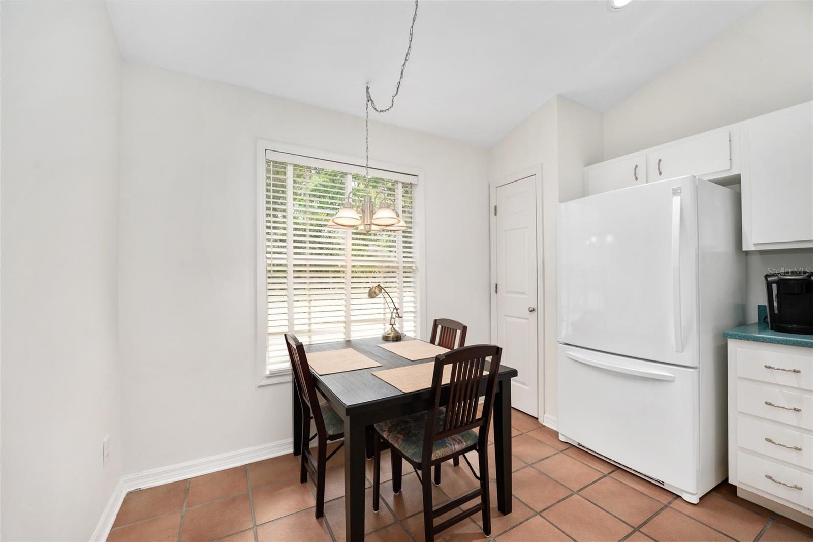 Image 11 of 39 For 1047 41st Drive