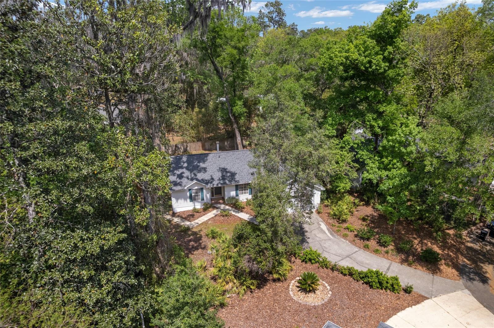 Image 33 of 39 For 1047 41st Drive