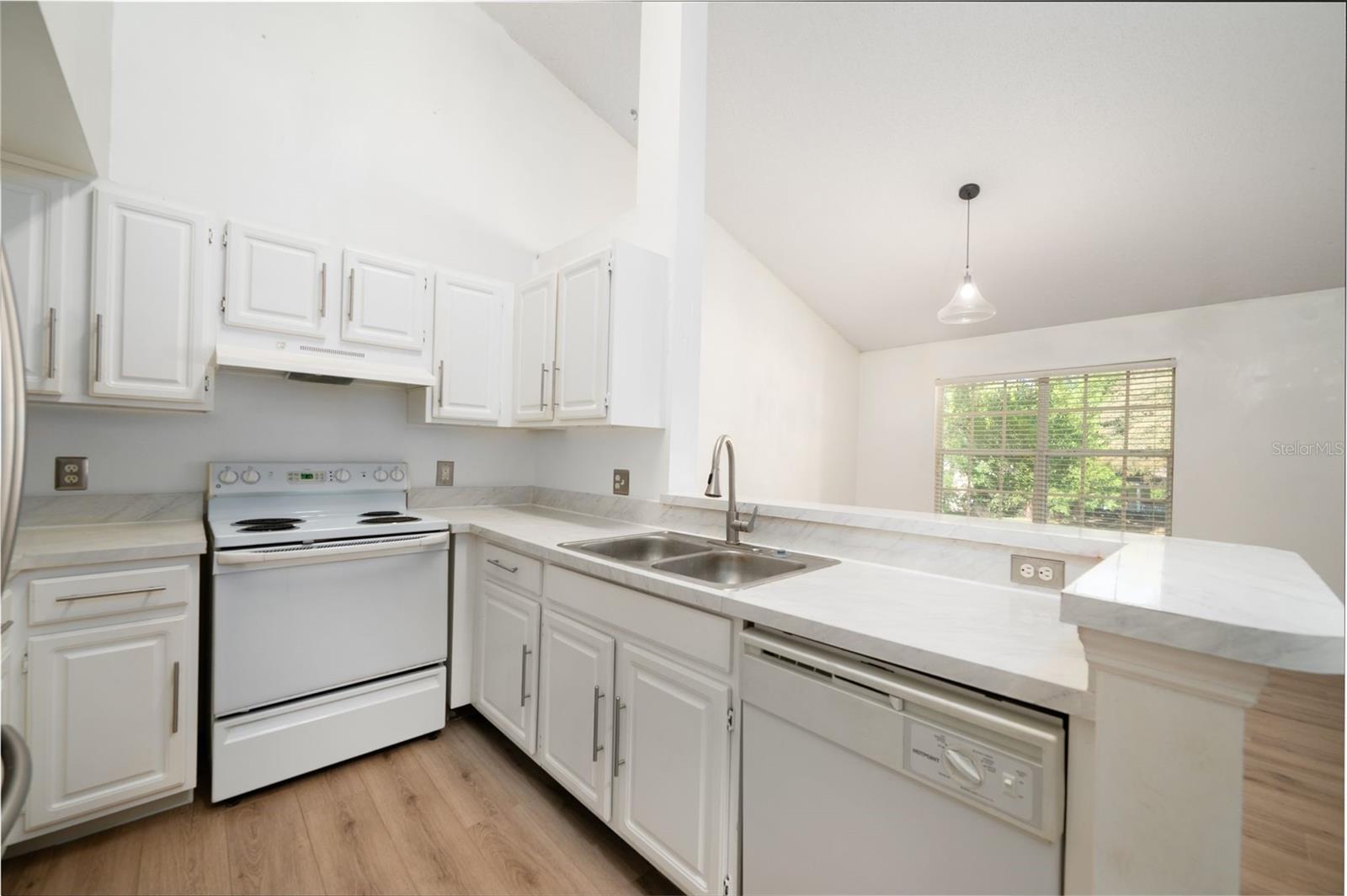 Image 10 of 35 For 10000 52nd Avenue 188