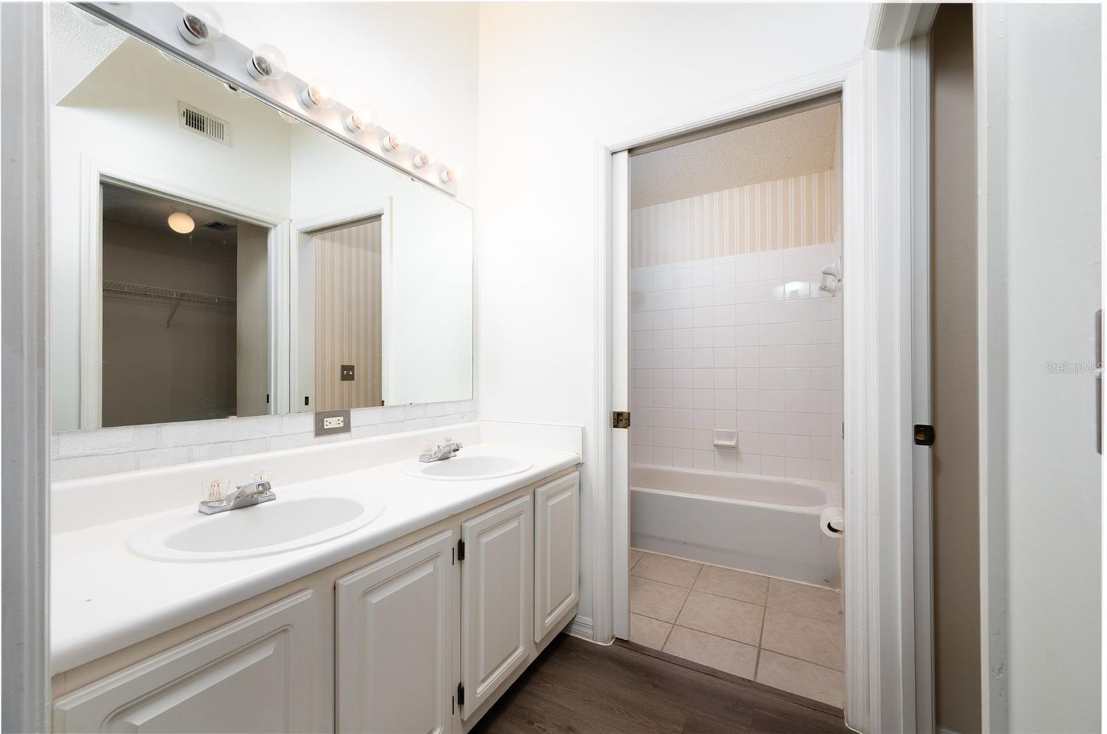 Image 16 of 35 For 10000 52nd Avenue 188