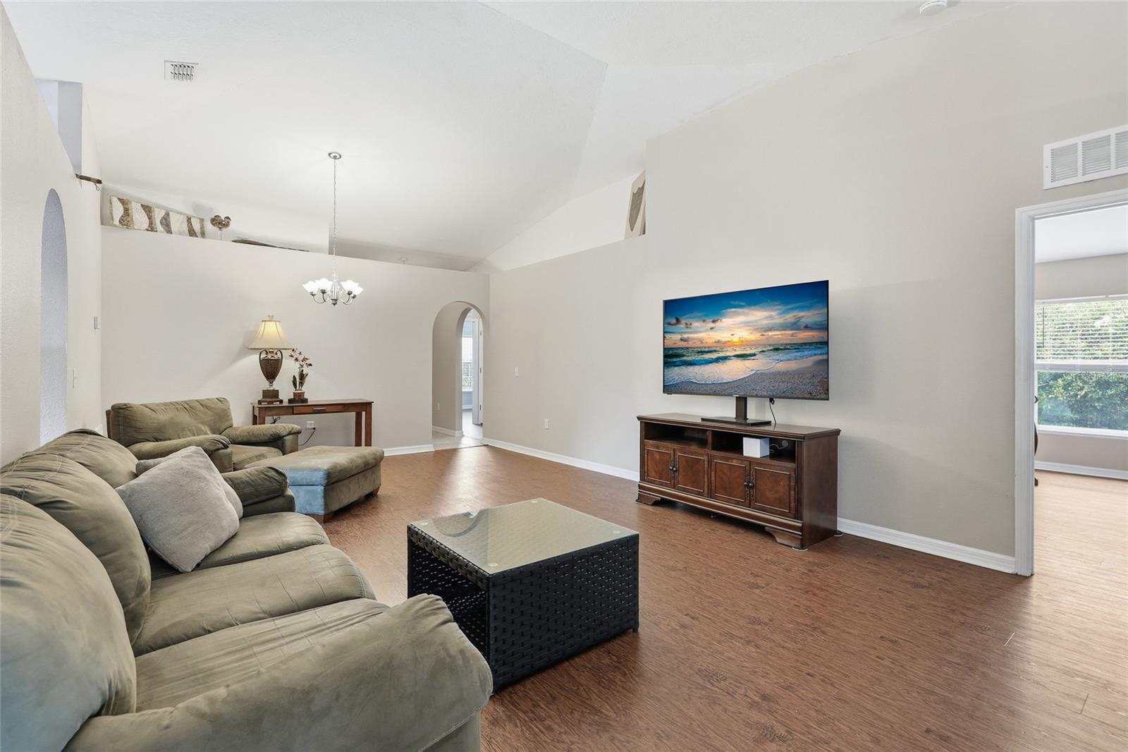 Image 8 of 31 For 23152 11th Road