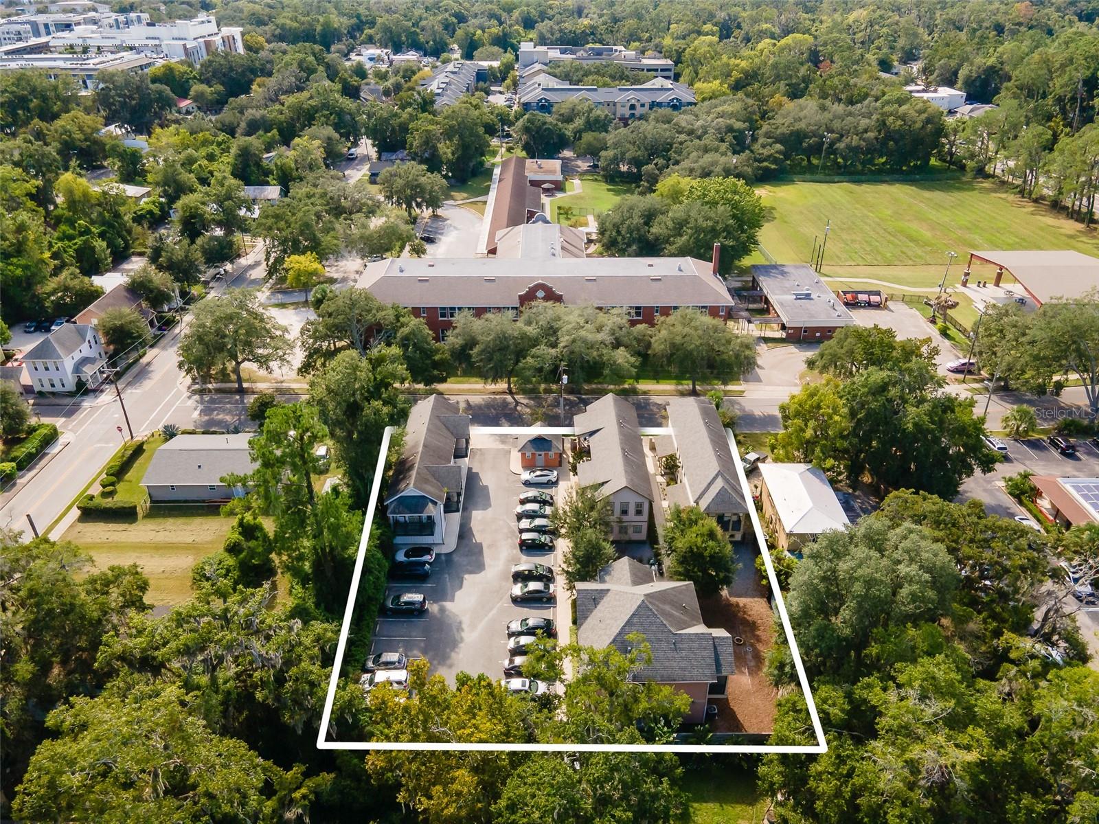 Image 14 of 20 For 717 10th Street 10