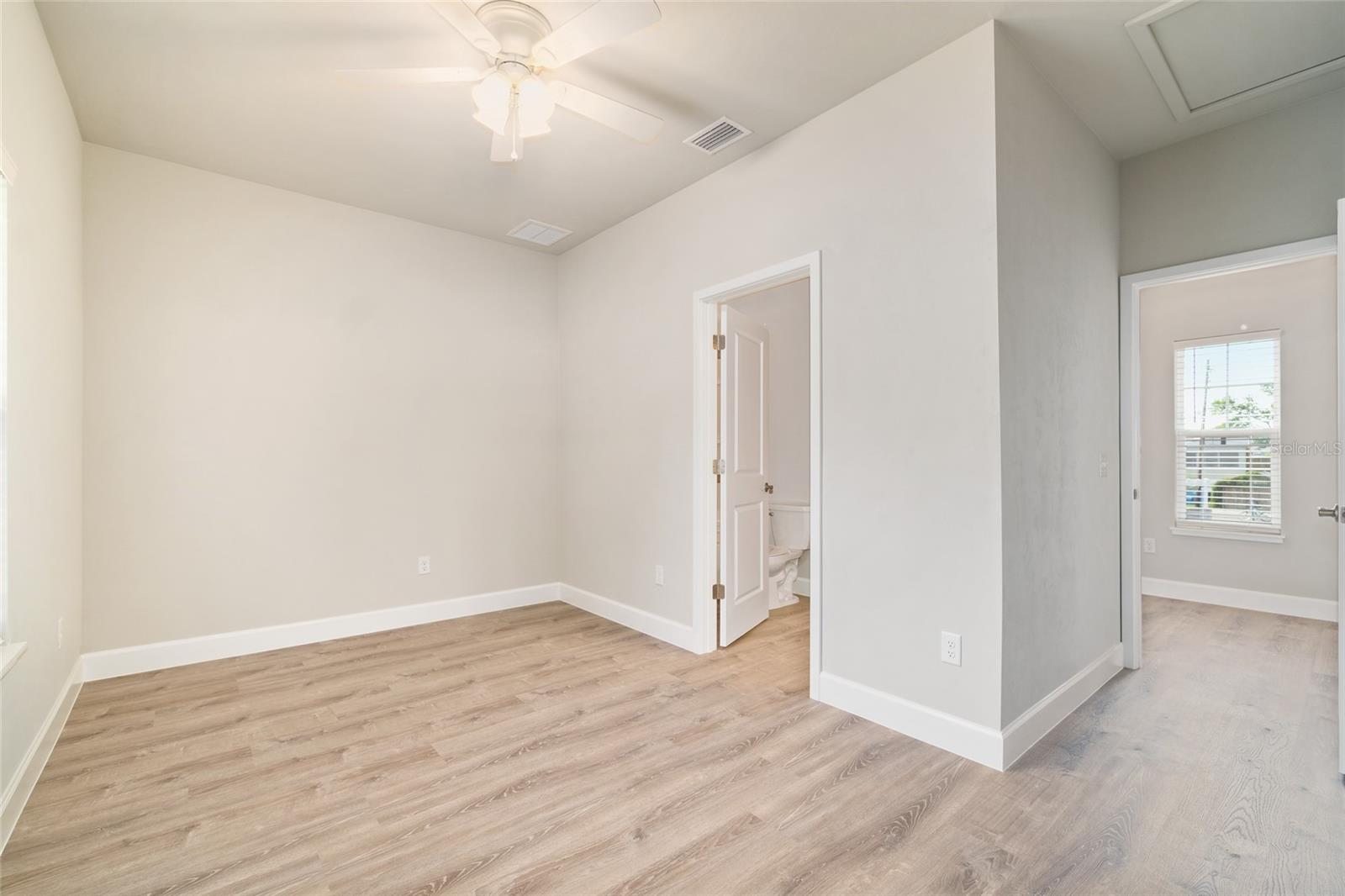 Image 14 of 28 For 622 3rd Avenue