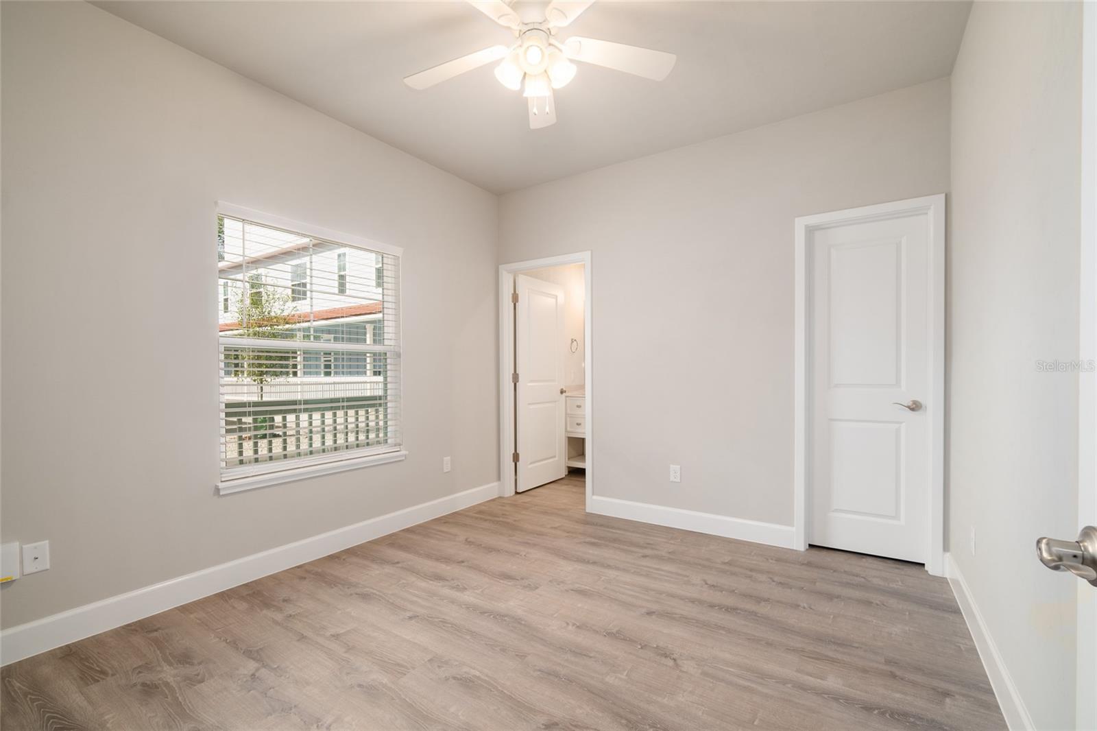 Image 15 of 28 For 622 3rd Avenue