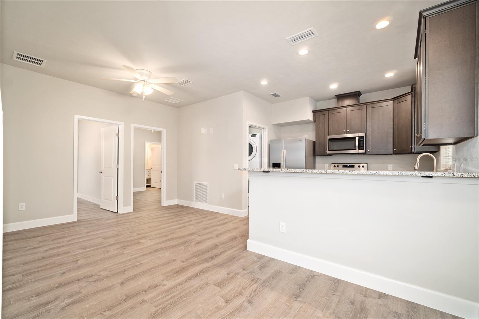 Image 3 of 28 For 622 3rd Avenue 5