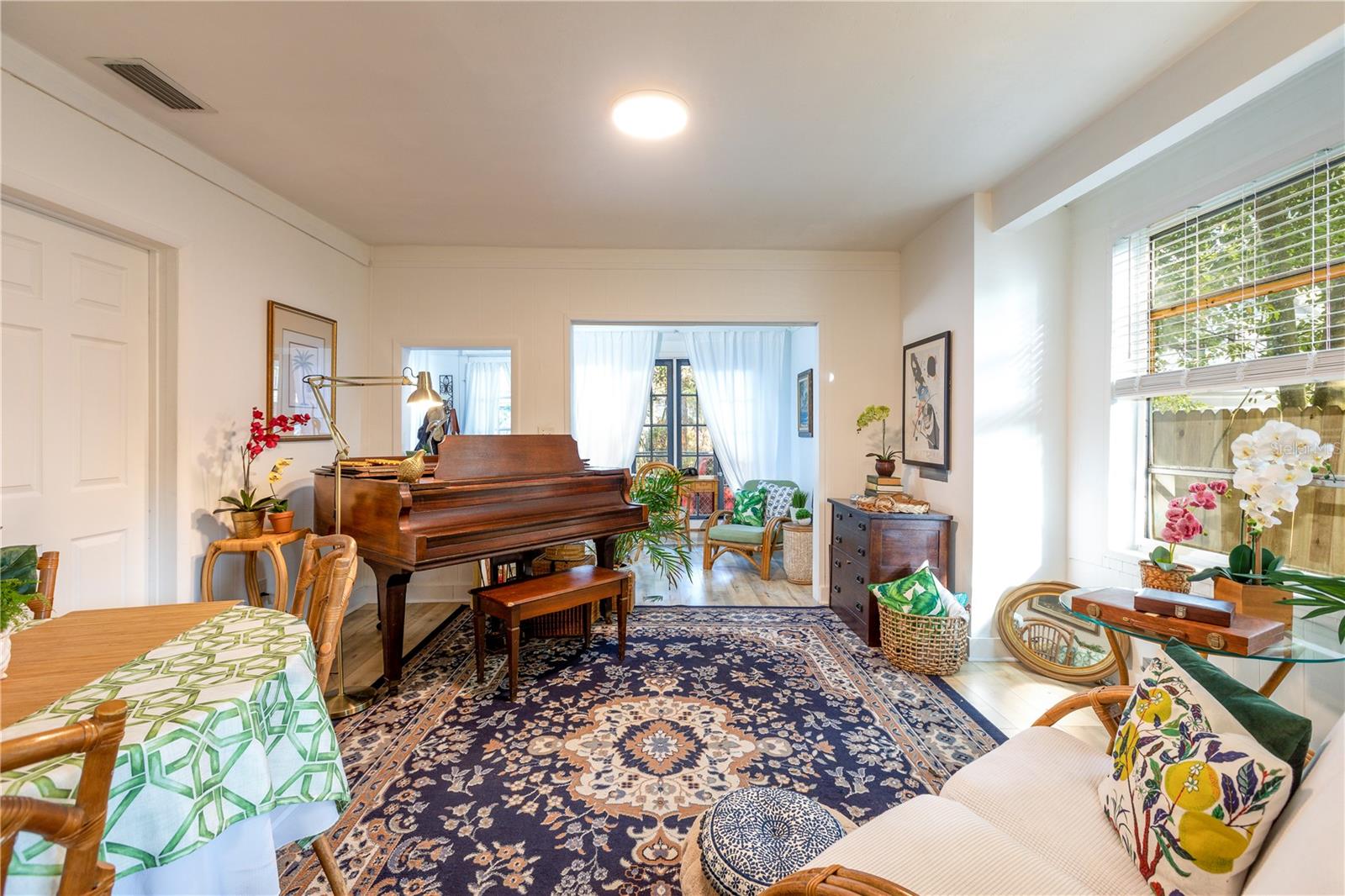 Image 12 of 24 For 310 8th Street