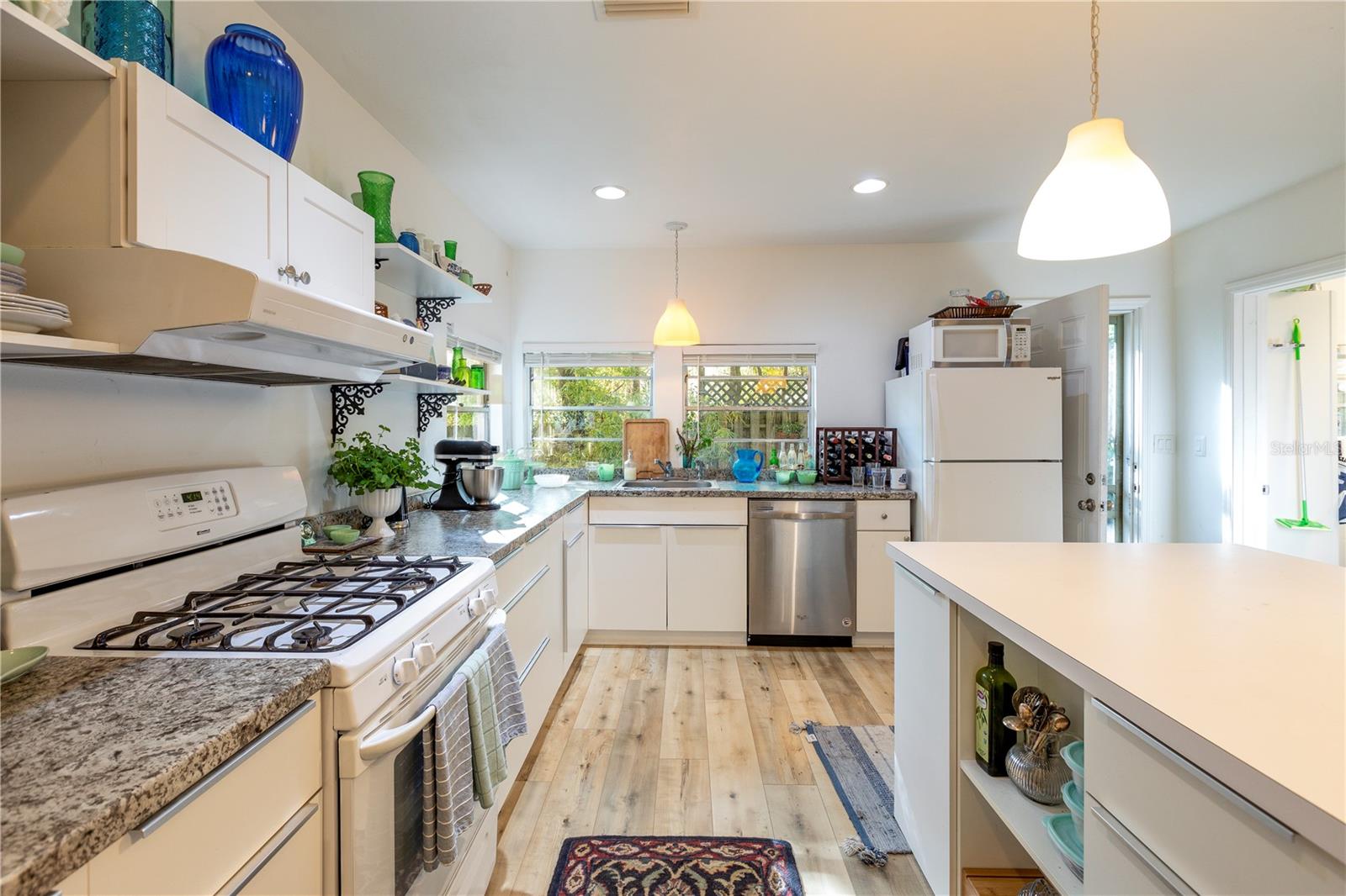 Image 3 of 24 For 310 8th Street