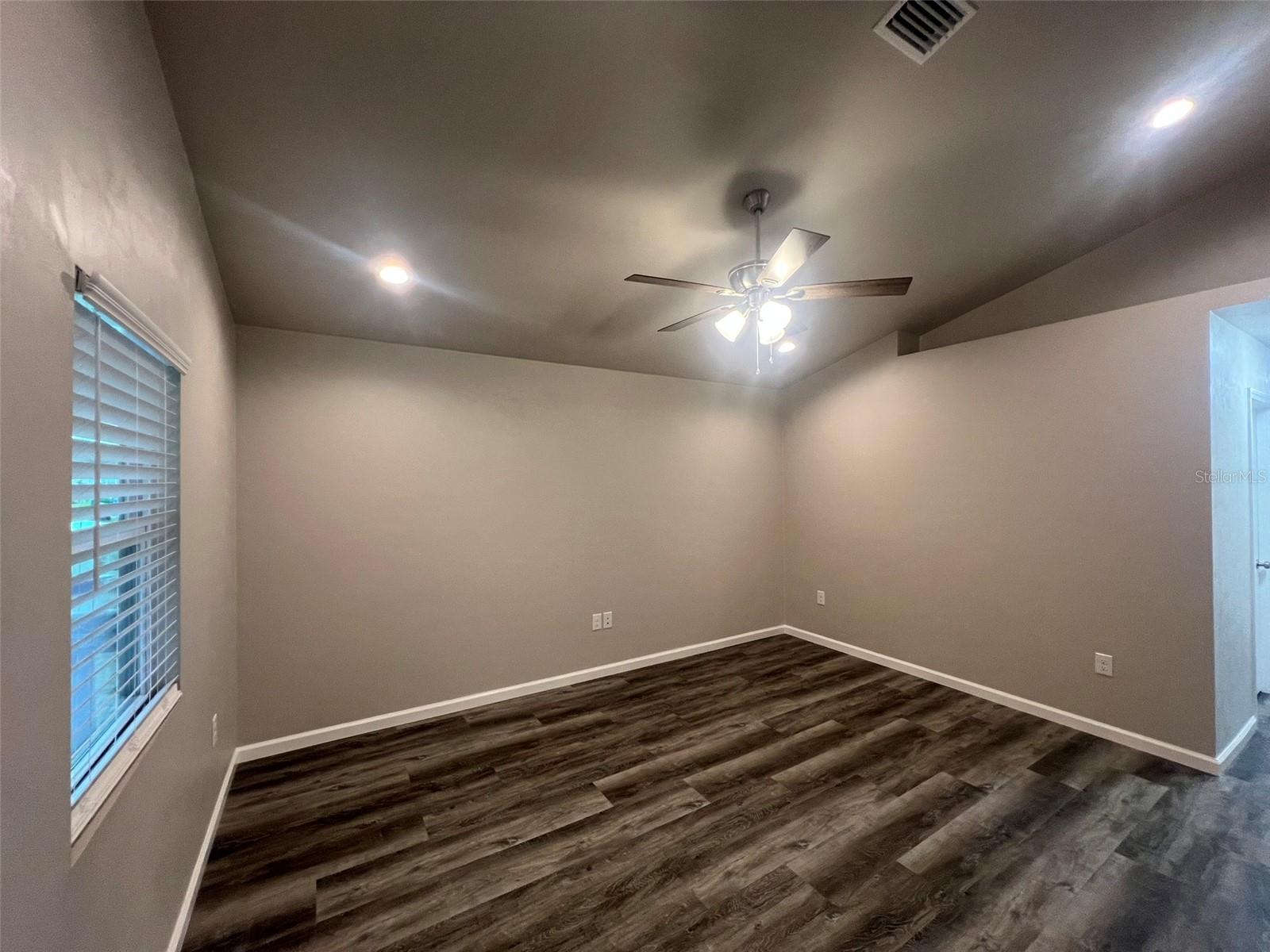 Image 3 of 15 For 23207 179th Place