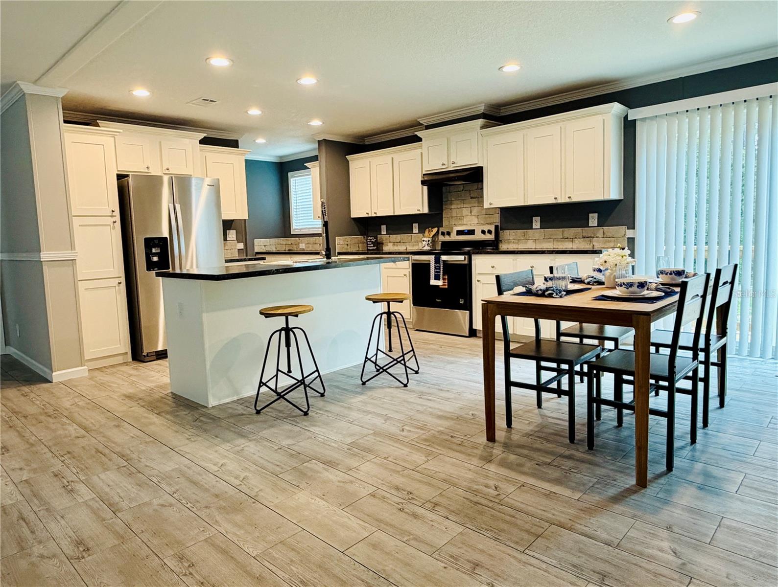 Image 3 of 63 For 10350 Deer Run